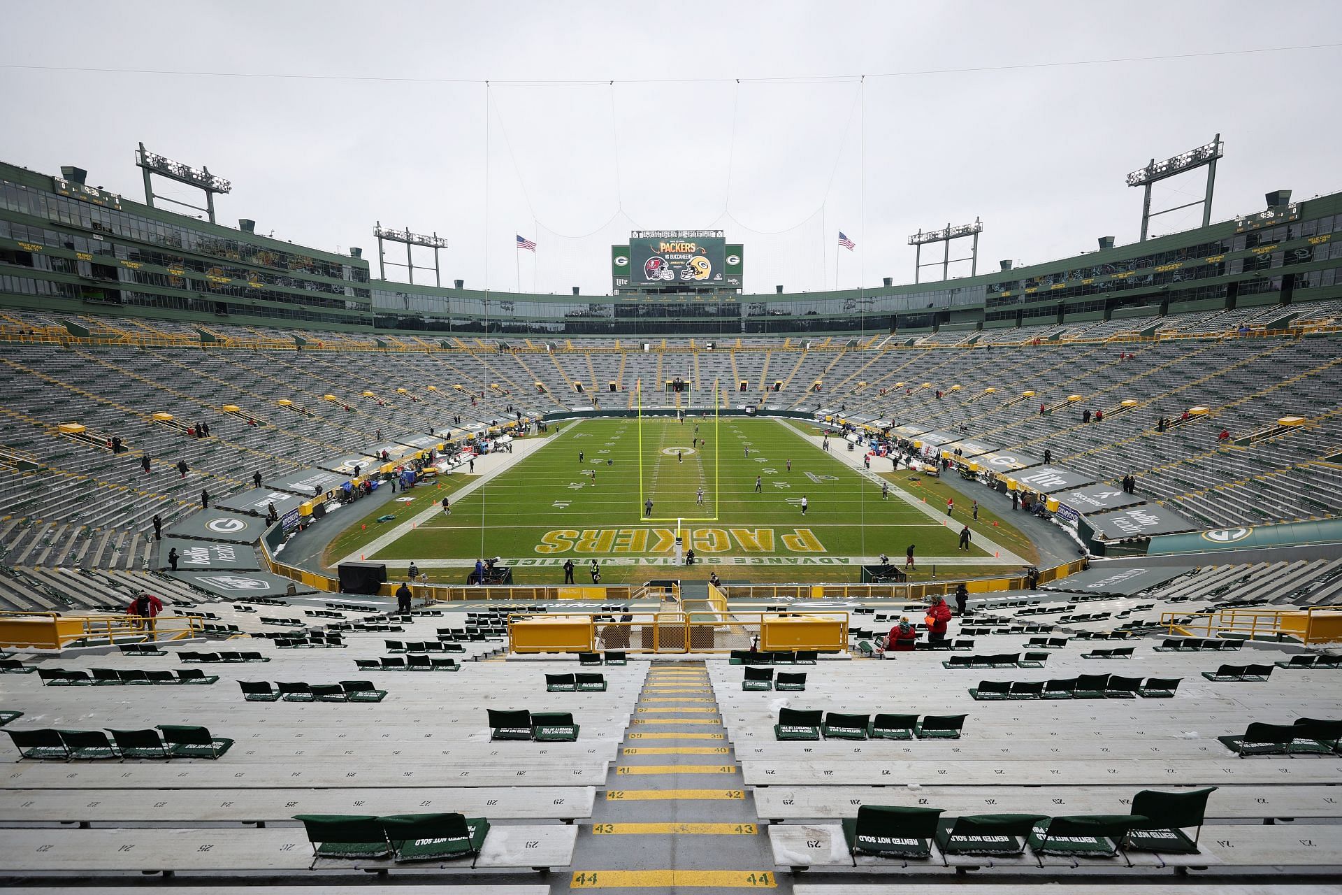 lambeau field super bowl