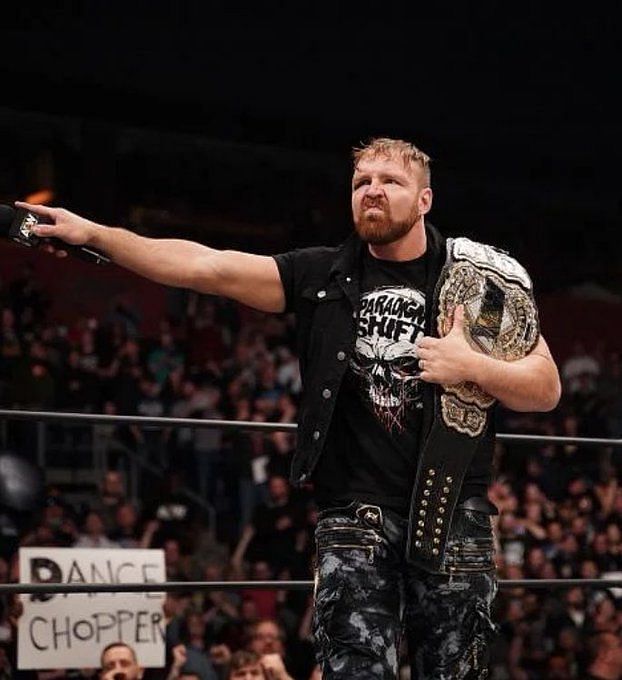 3 Reasons Why AEW Star Jon Moxley Should Return To WWE And 2 Reasons He ...