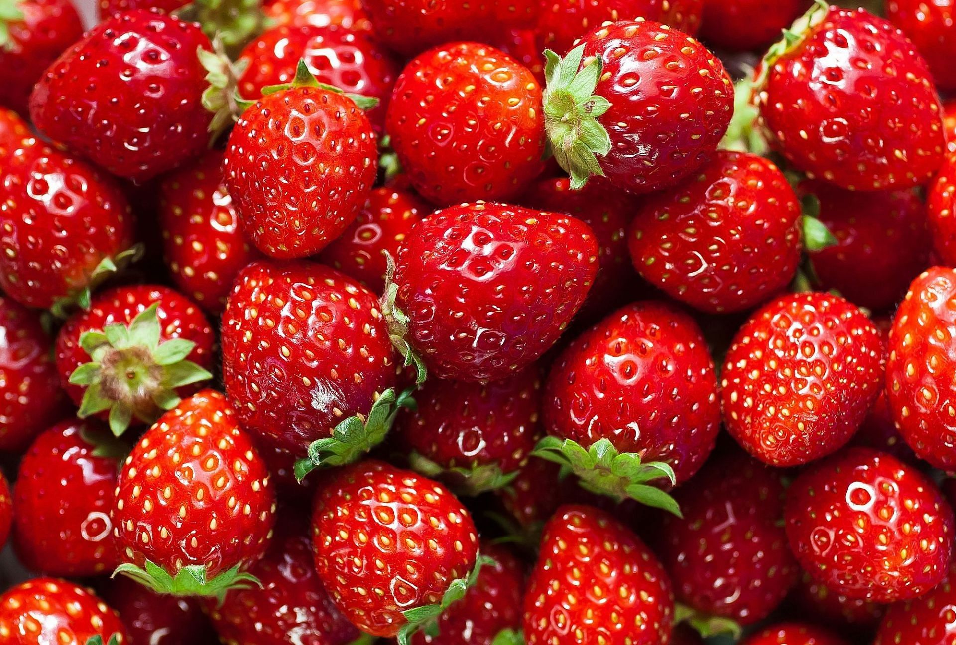 Strawberry recall 2022 Hepatitis A symptoms and list of retailers