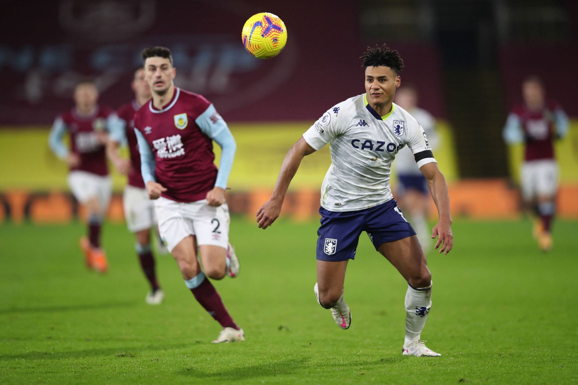 Астон вилла бернли. Aston Villa - Burnley. Бернли футбол.