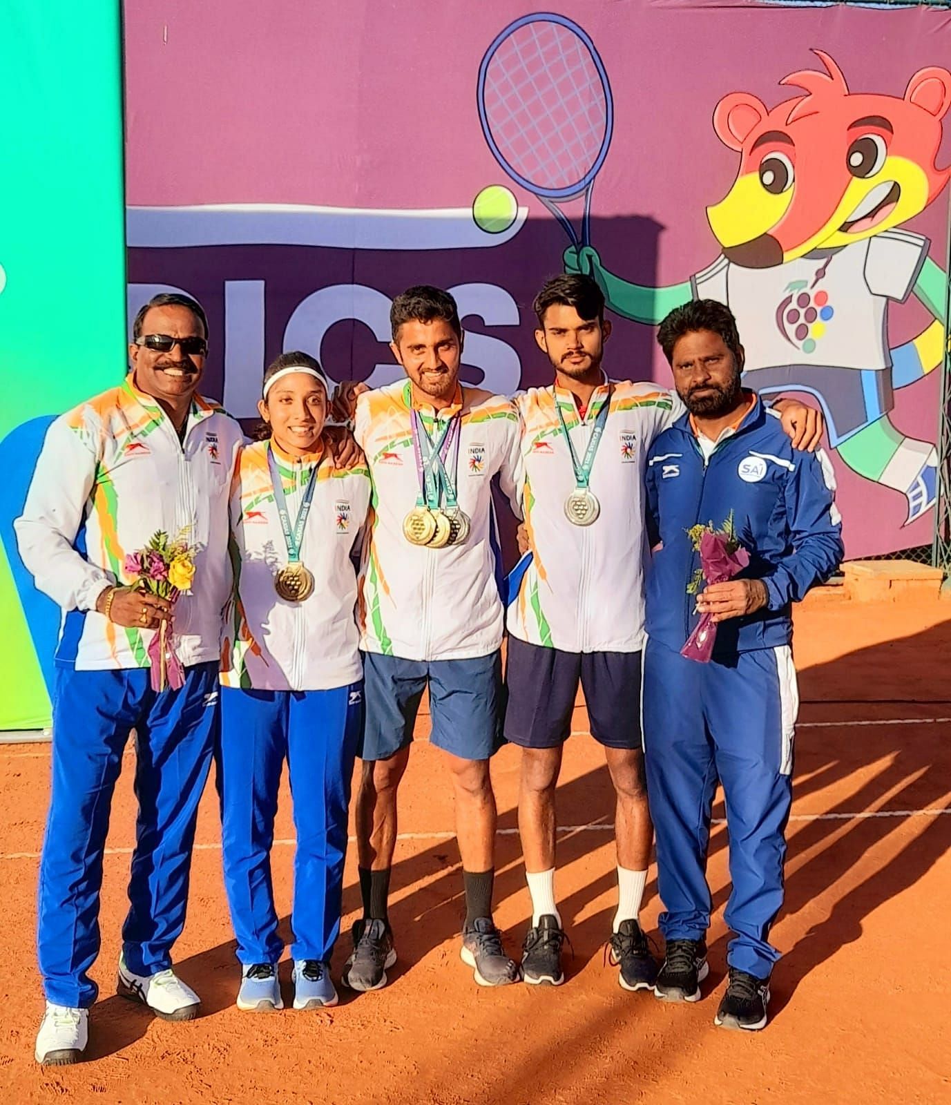 टेनिस में भारत को कुल 3 पदक मिले।
