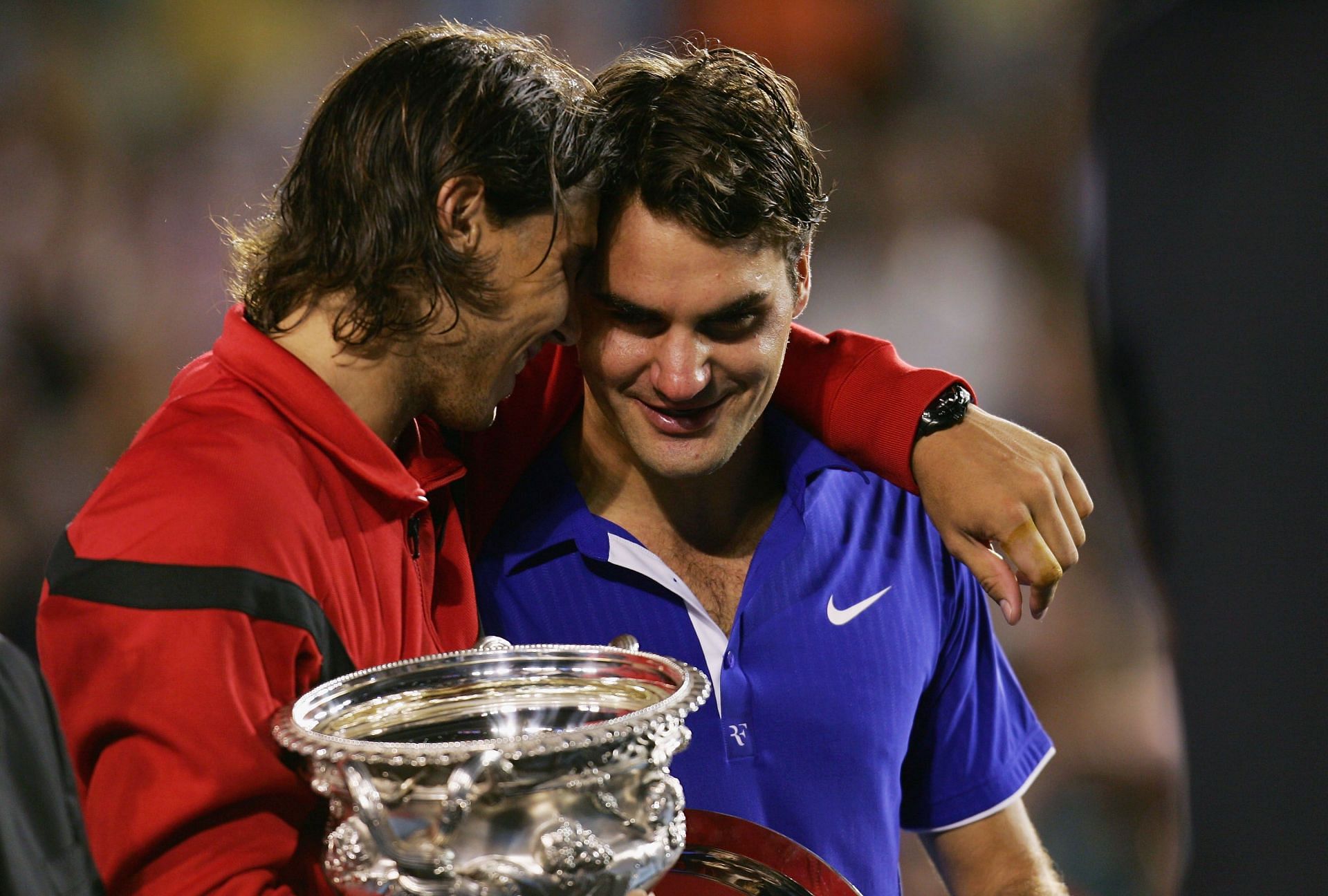 Rafael Nadal consoles Roger Federer after the 2009 Australian Open final