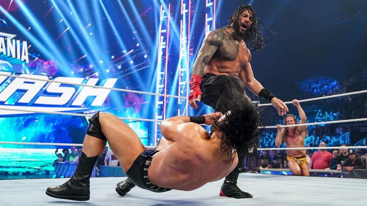 WWE WrestleMania Backlash 2022 में रोमन रेंस की टीम विजयी रही