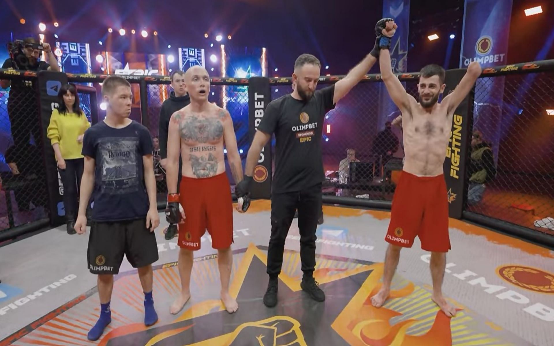 One-armed MMA Fighter Wins Two-on-one Match.