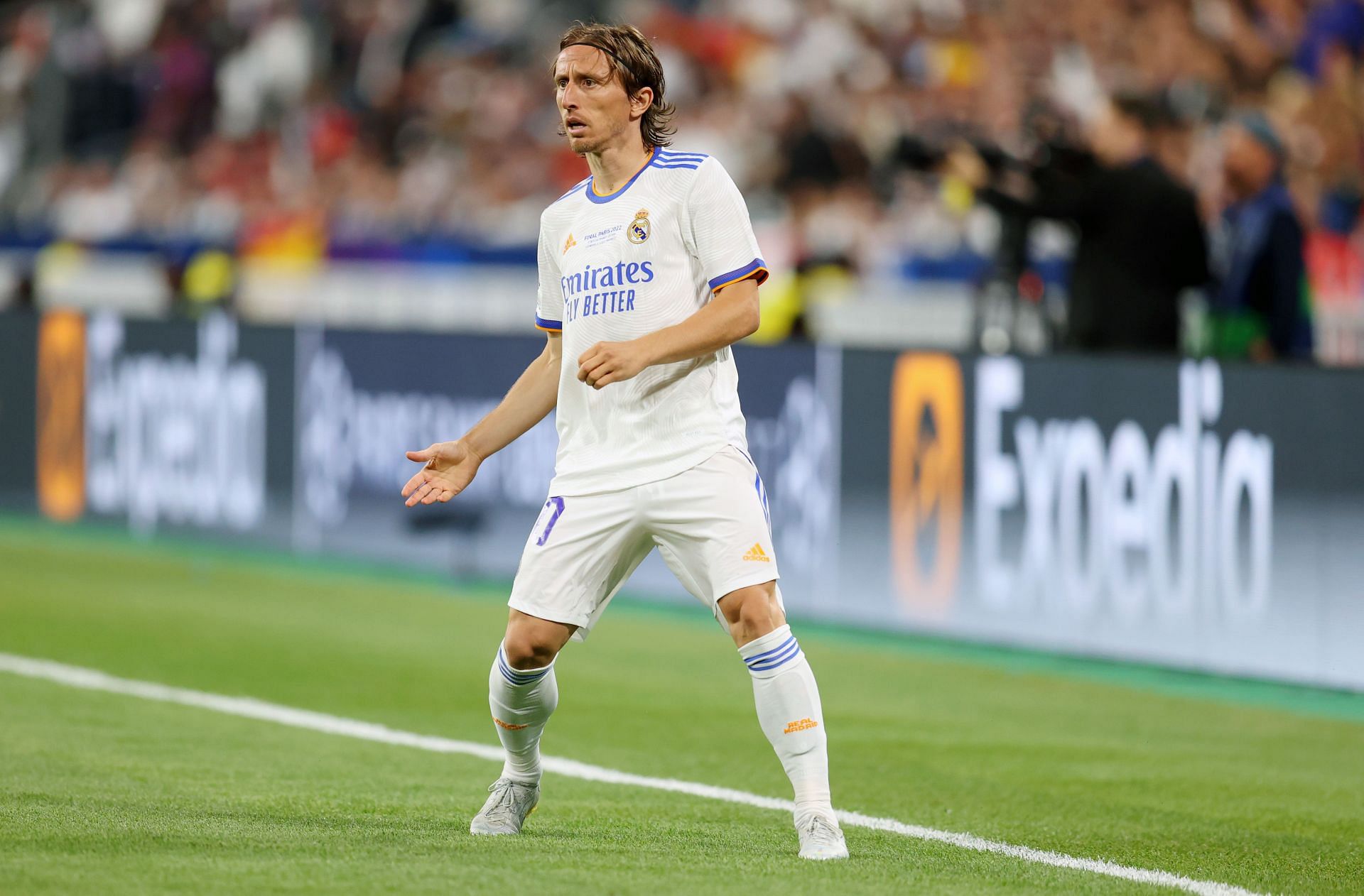 Luka Modric has agreed to extend his stay at the Santiago Bernabeu.