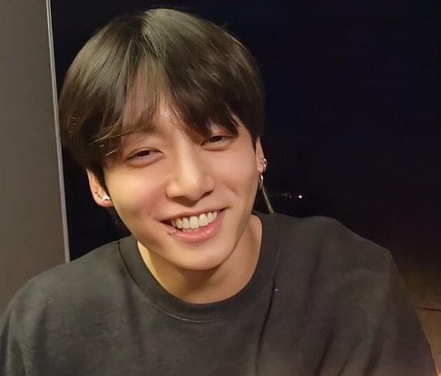 5 shenanigans of BTS’ Jungkook from his latest VLive that won over fan ...