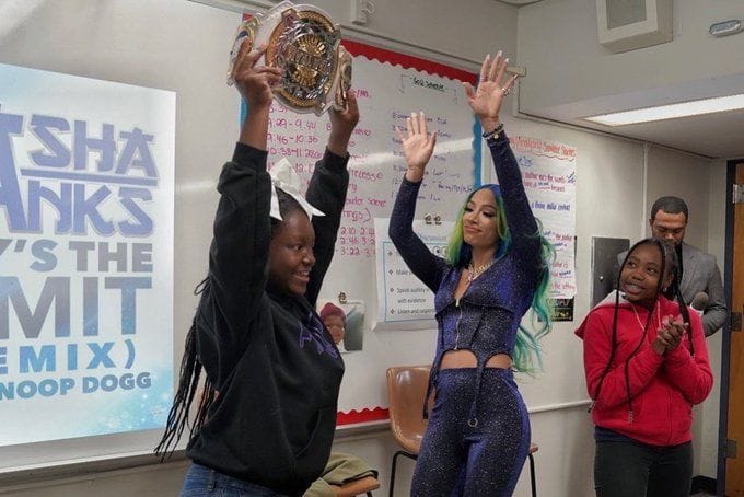 sasha-banks-appeared-at-kipp-middle-school