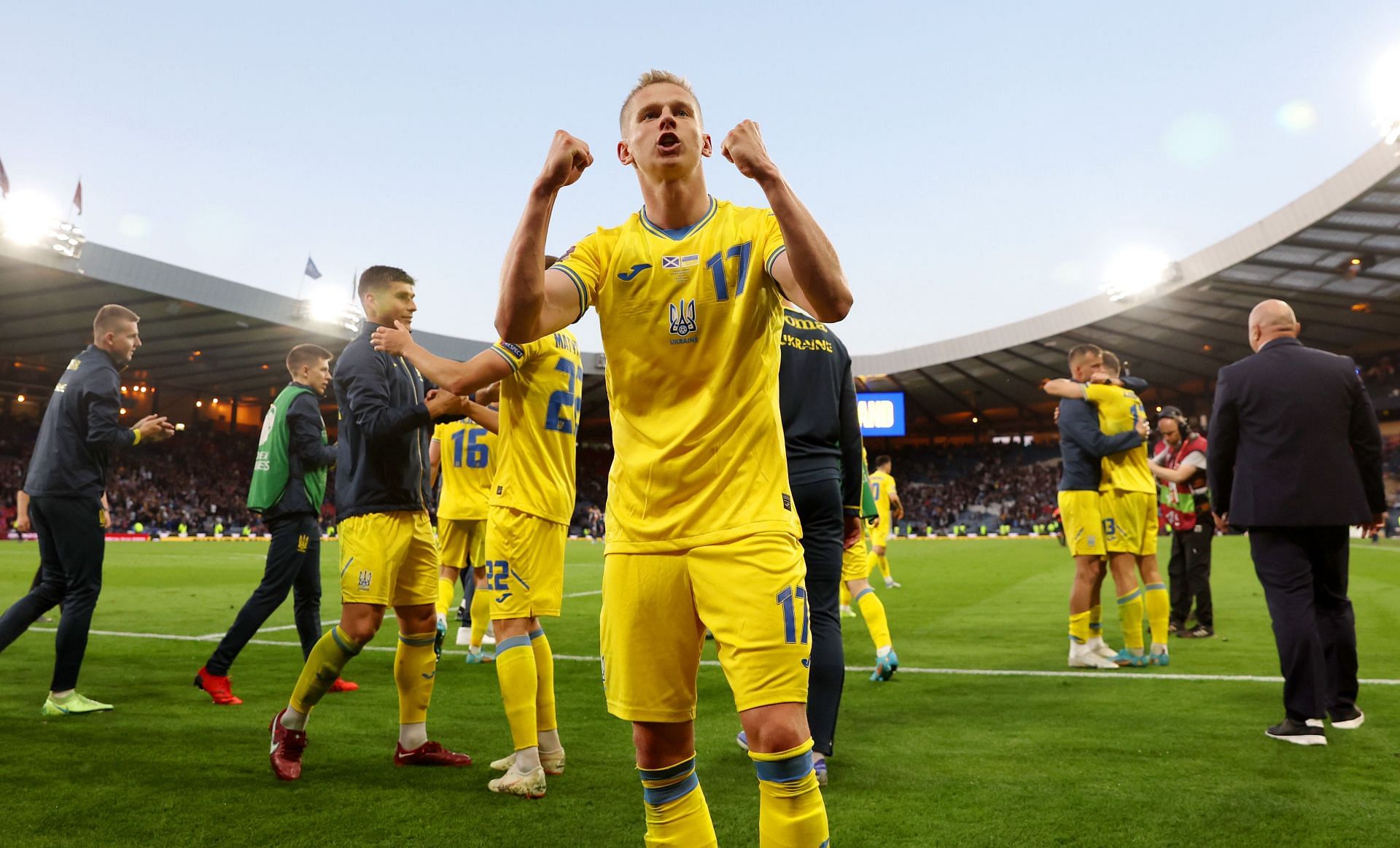 Oleksandr Zinchenko is wanted at the Emirates.
