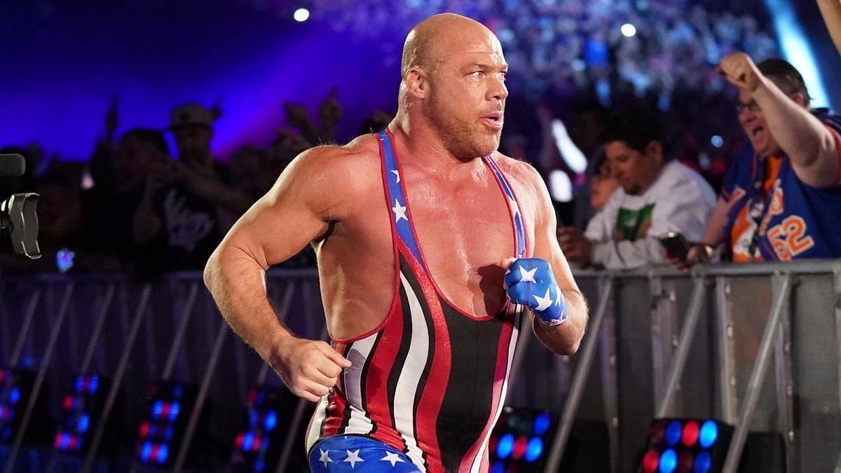 Kurt Angle recreates iconic WWE moment with his daughter