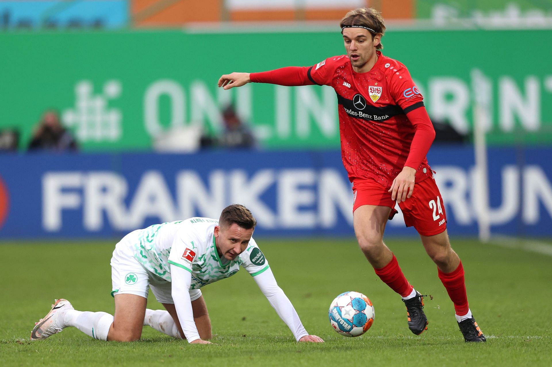 SpVgg Greuther F&uuml;rth v VfB Stuttgart - Bundesliga
