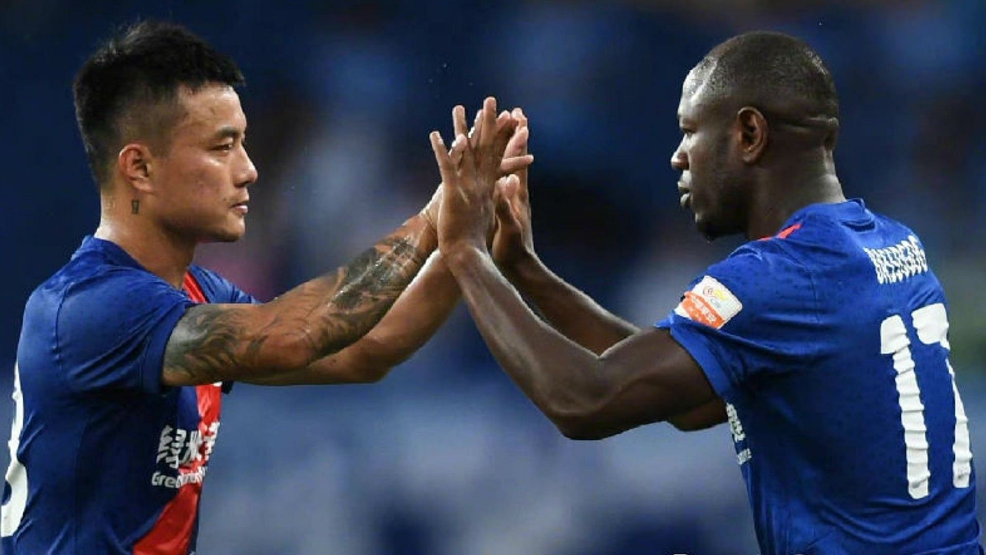 Shanghai Shenhua and Guangzhou FC will square off in the Chinese Super League.