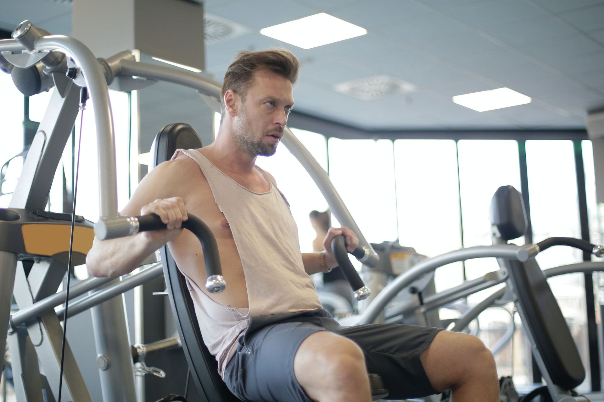 seated machine chest press steps