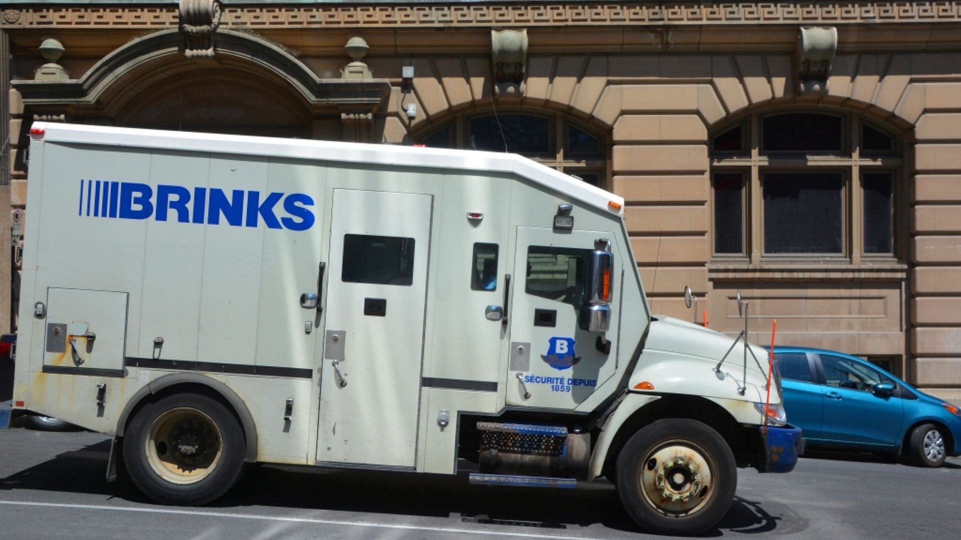 California robbers stole more than $100 million worth of jewelry from an armored Brinks security vehicle on Monday (Image via Shutterstock)