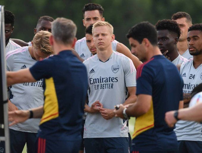 "I'm much, much, much more handsome than him" New Arsenal signing Zinchenko offers hilarious