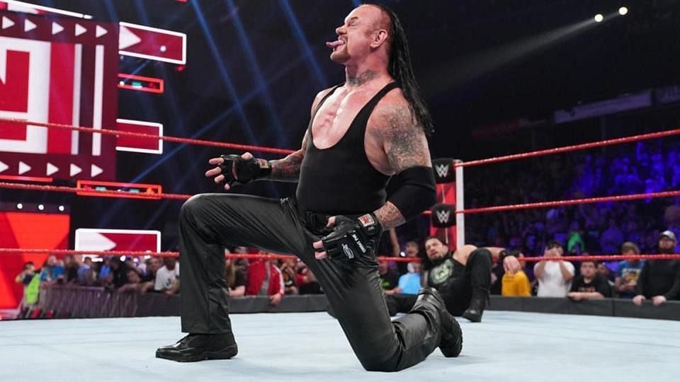 द अंडरटेकर अब WWE रिंग से रिटायर हो गए हैं.