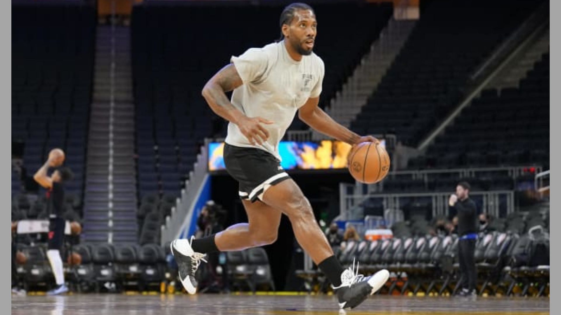 Kawhi Leonard sporting the impending Black Out colorway (Image via USA Today Sports)