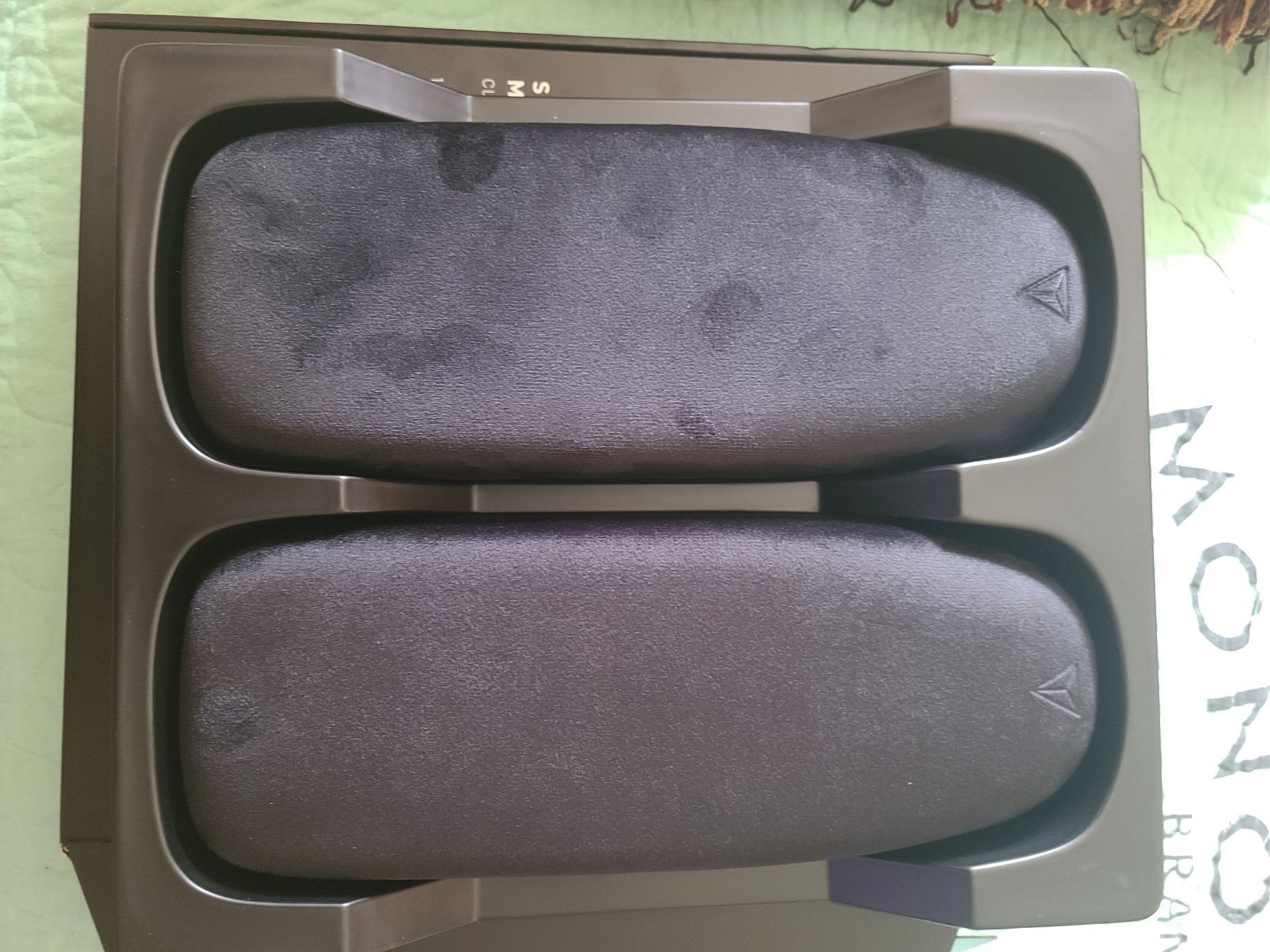The optional memory foam armrests (Image via Sportskeeda)