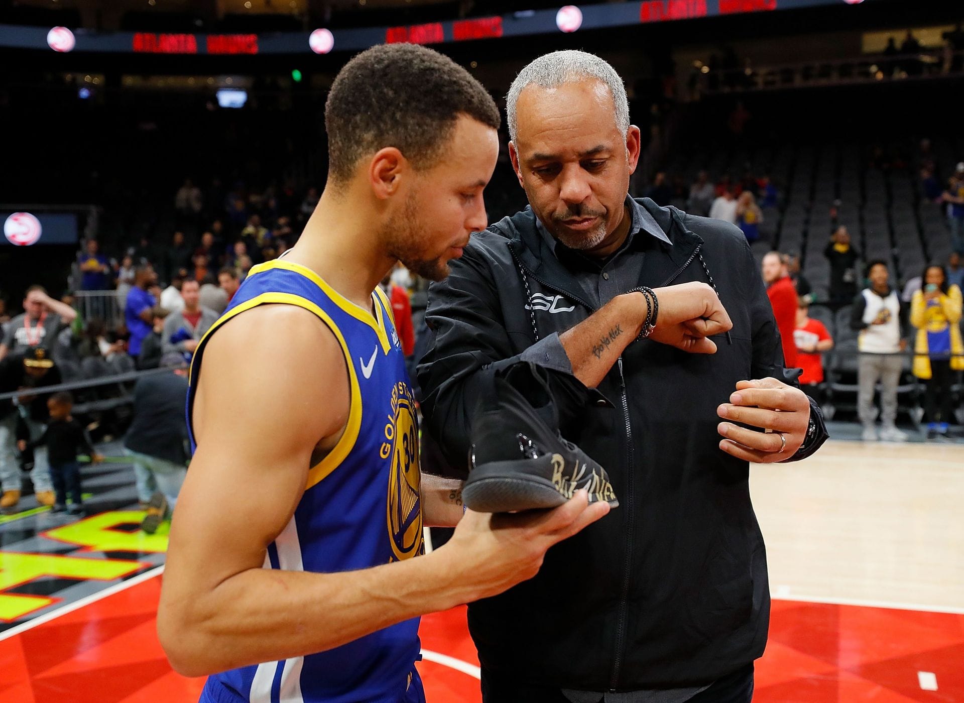Video: "You're shooting bricks, man" - Dell Curry hilariously calls out ...
