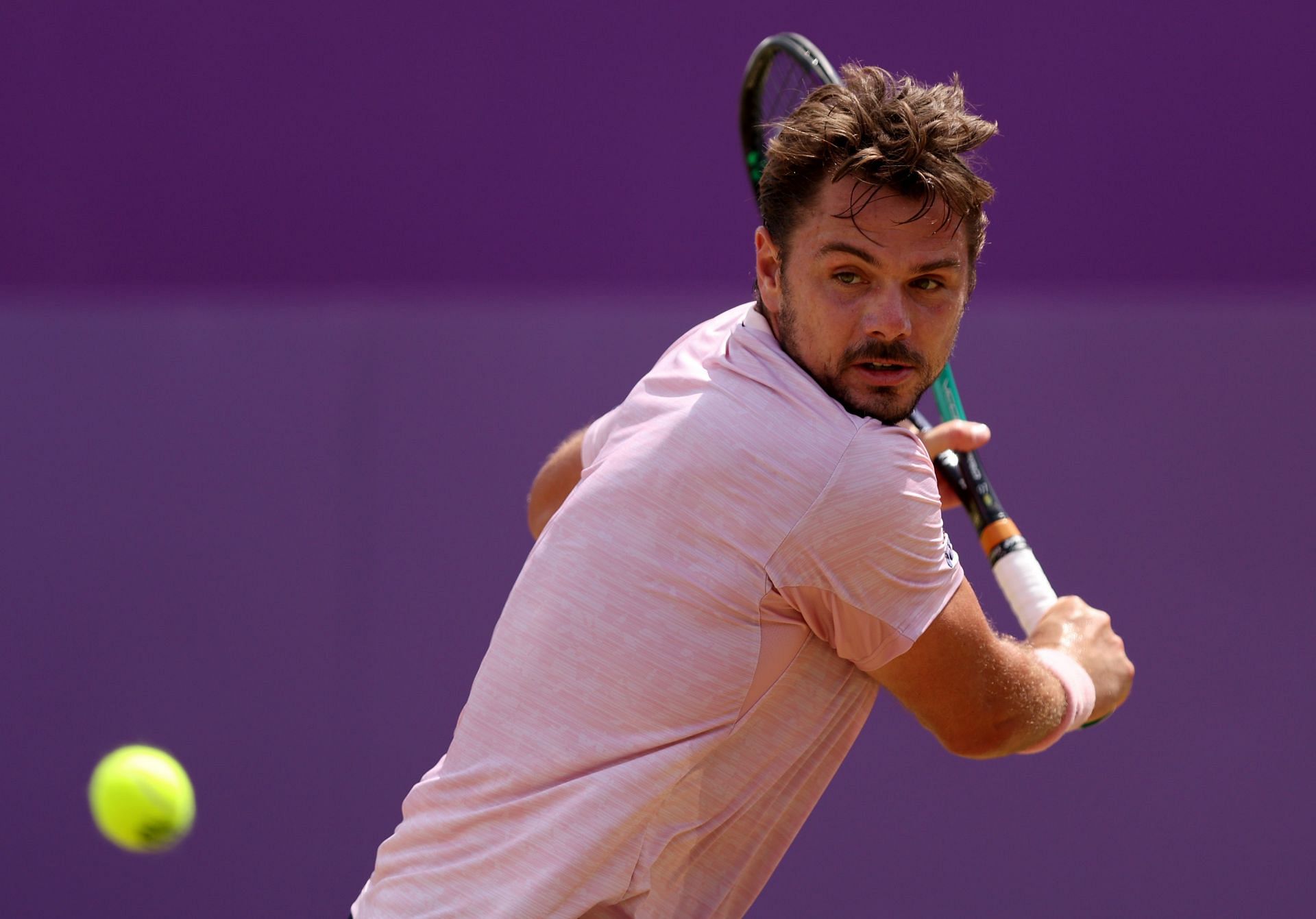 Stan Wawrinka reacts to 8-year-old Japanese kid's single-handed backhand