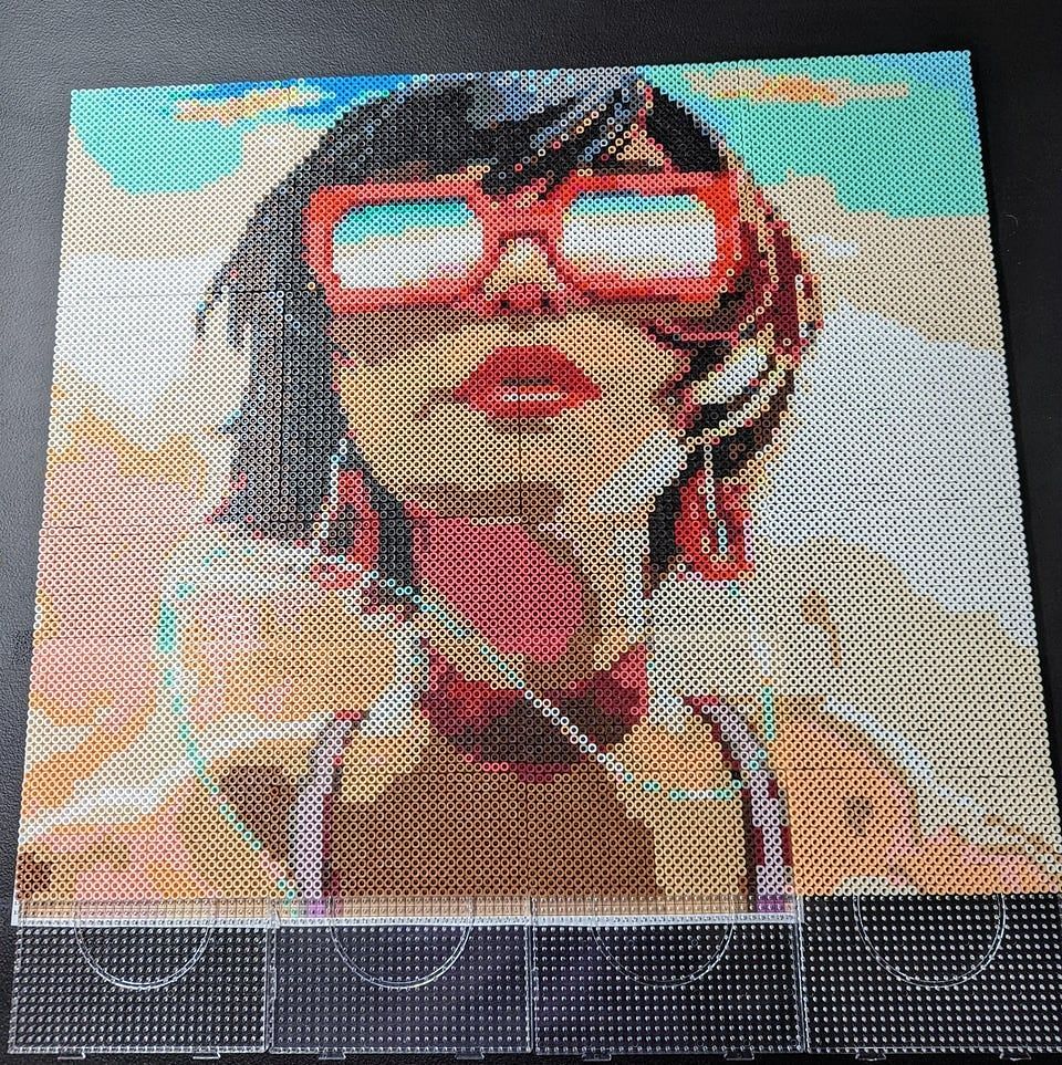 Fan-created perler-beads art (Image via Reddit/u/MagnificentMage8)