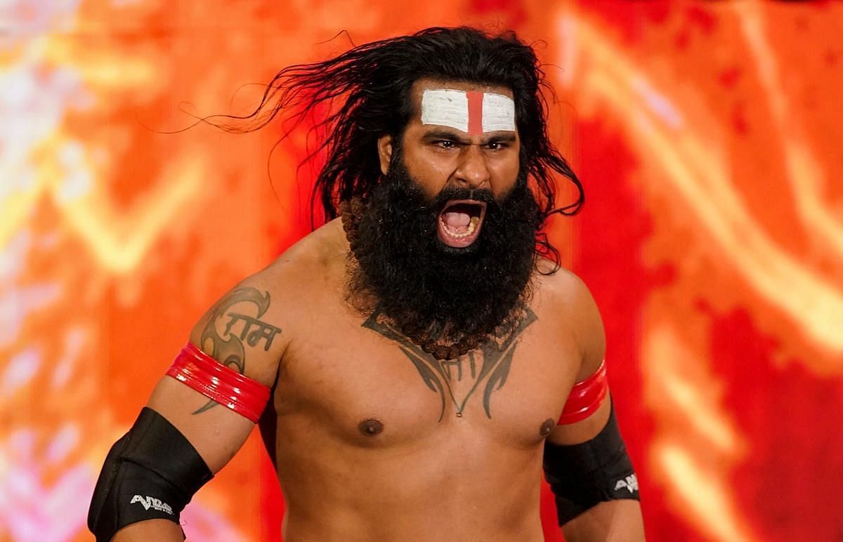 भारतीय WWE सुपरस्टार वीर महान ने शानदार तस्वीर साझा की 