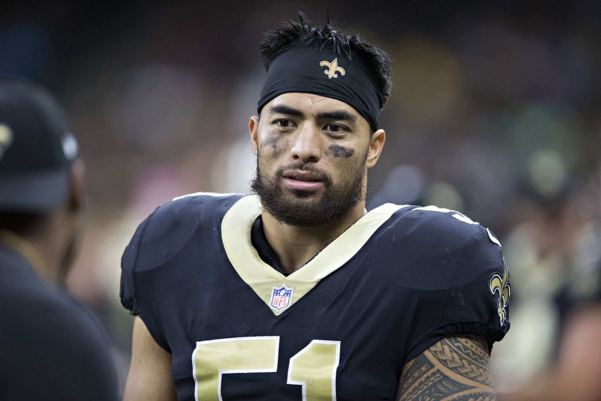 manti-te-o-net-worth-how-much-did-ex-nfl-star-earn-in-salary-and-endorsements