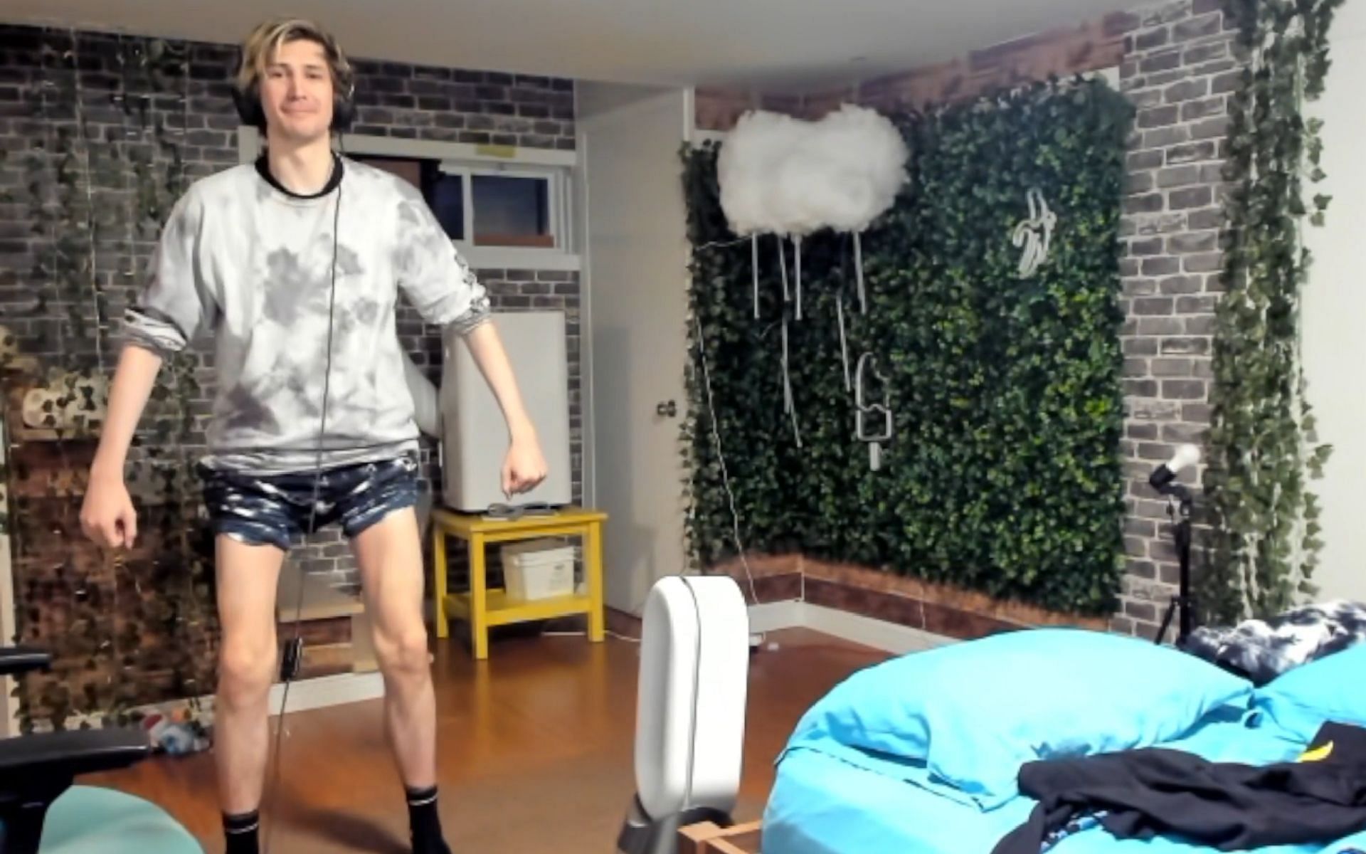 Redditors ruthlessly roast xQc’s physique