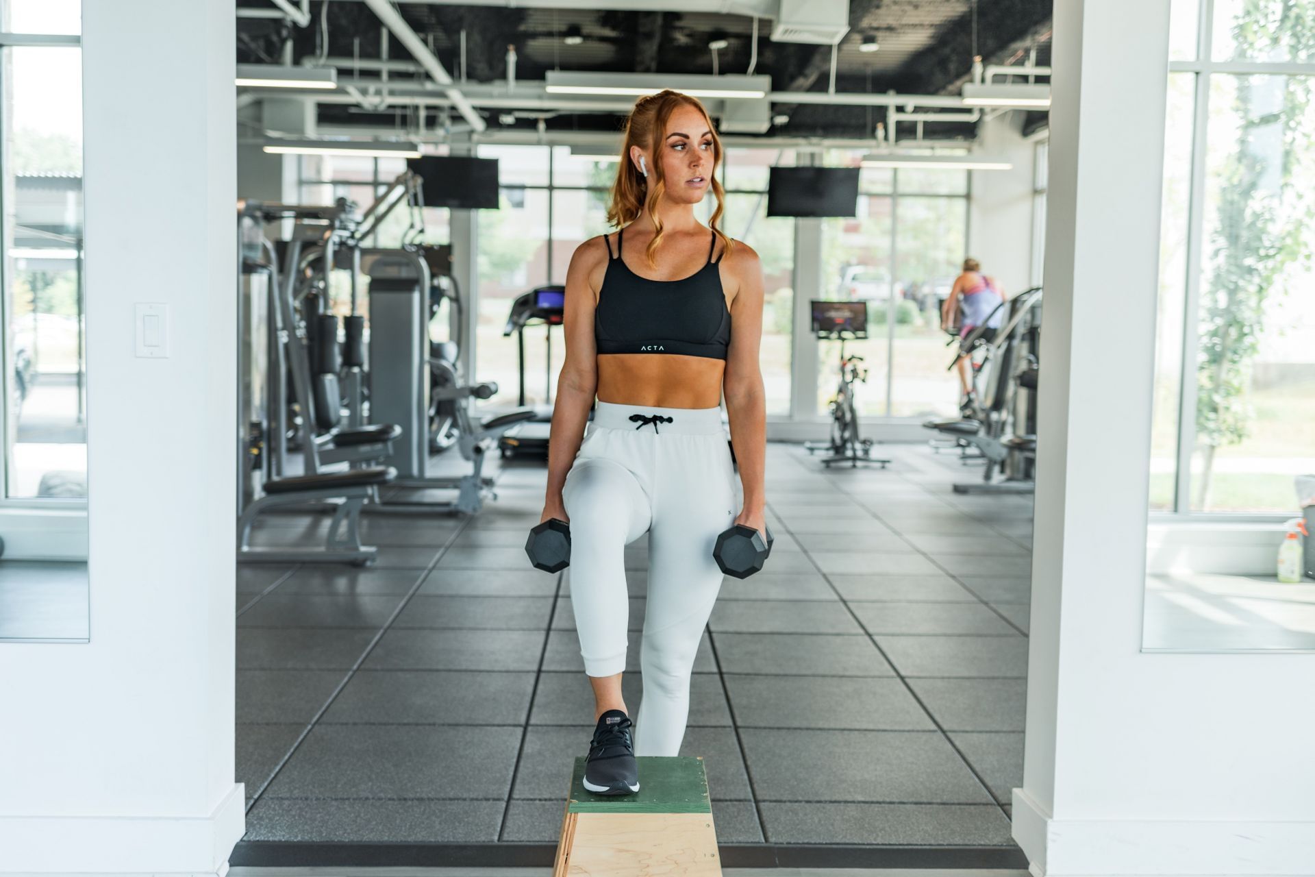 6 Best Thigh Slimming Exercises for Women