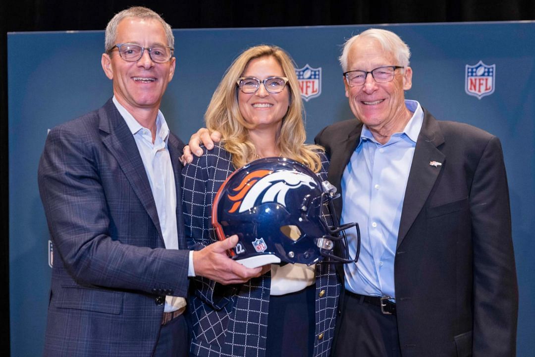 who-is-the-richest-nfl-owner-in-2022