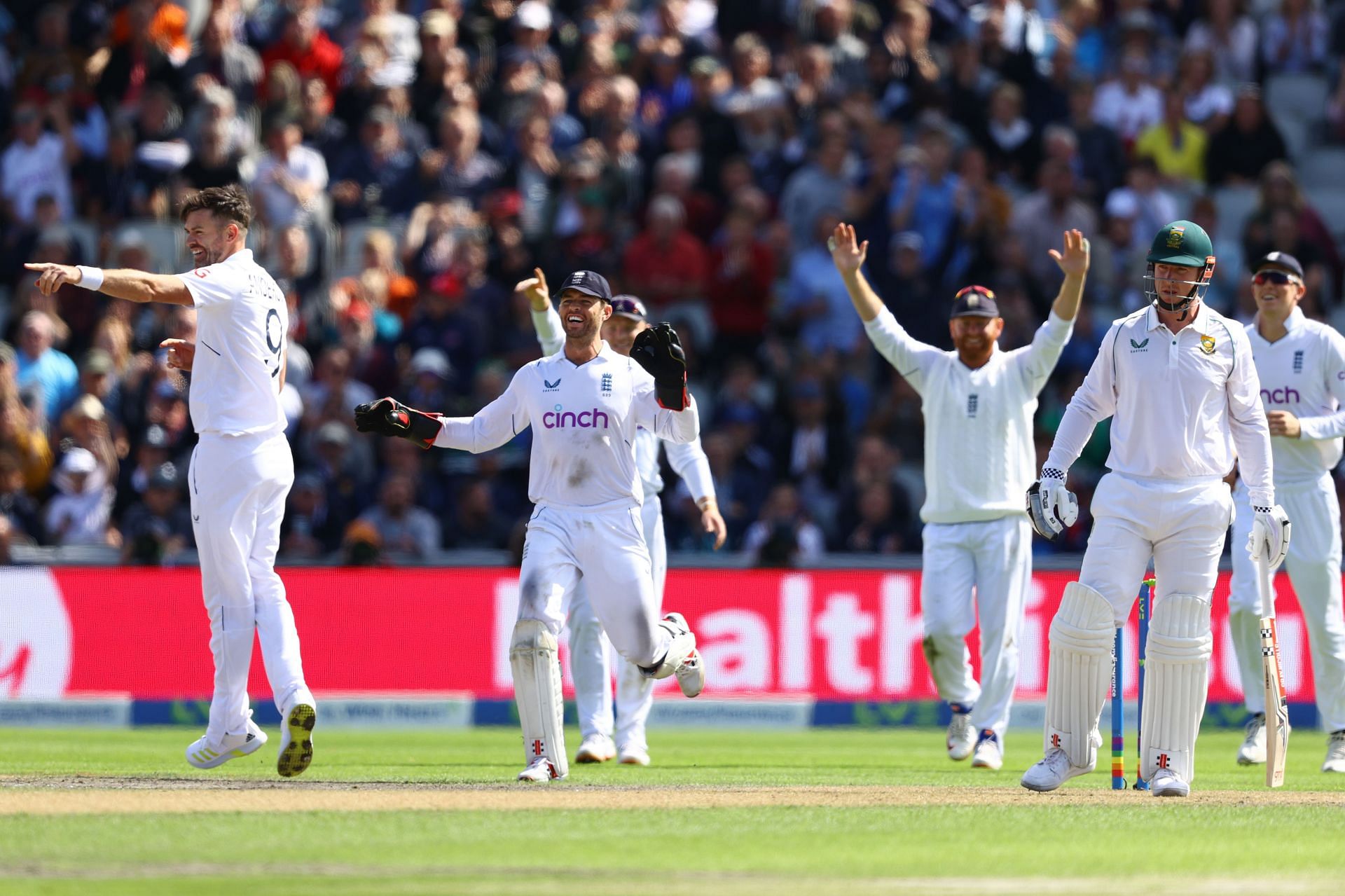 England v South Africa - Second LV= Insurance Test Match: Day One