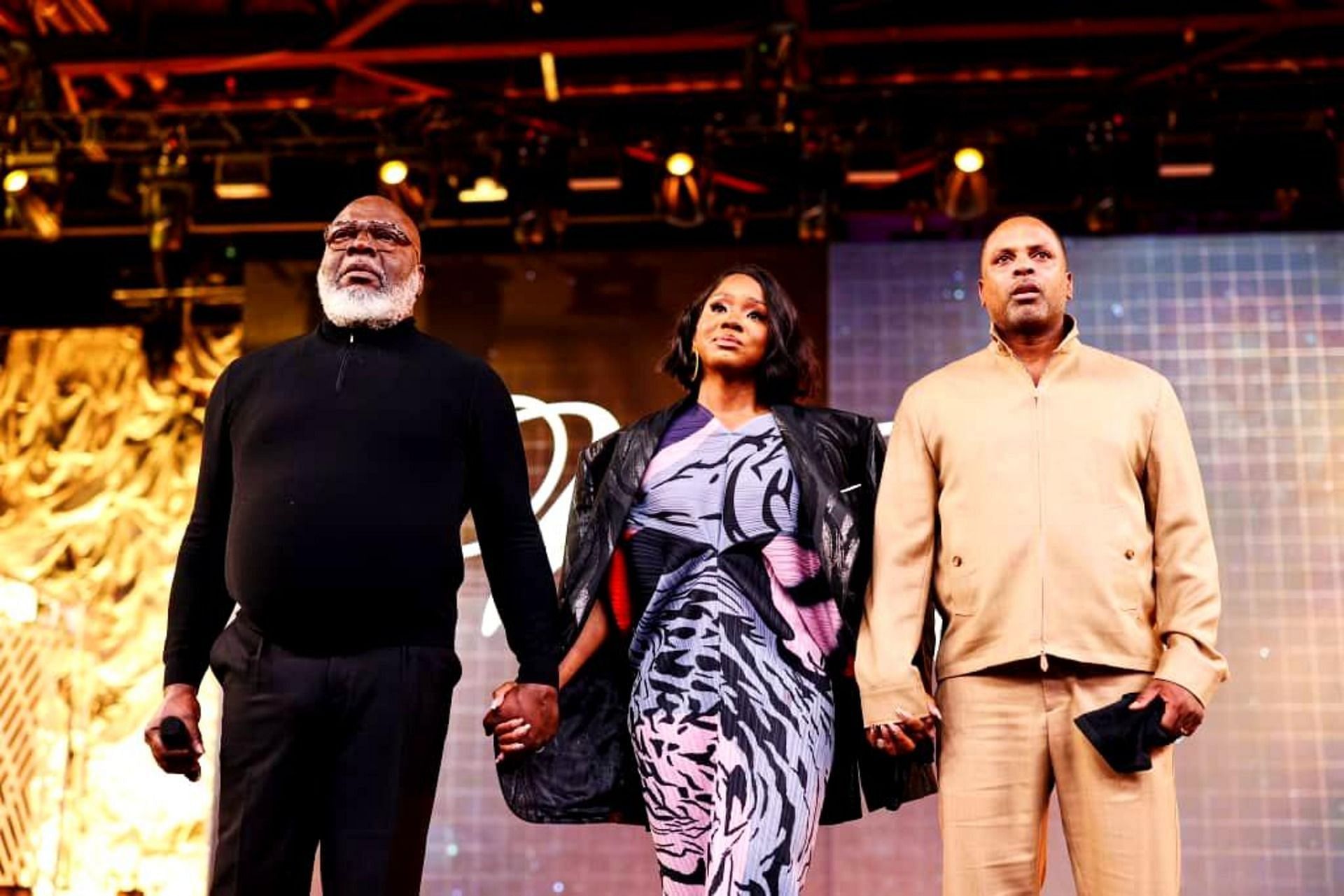 TD Jakes anoints Sarah Jakes Roberts as leader of ministry Woman, Thou Art Loosed (Image via Woman, Thou Art Loosed)