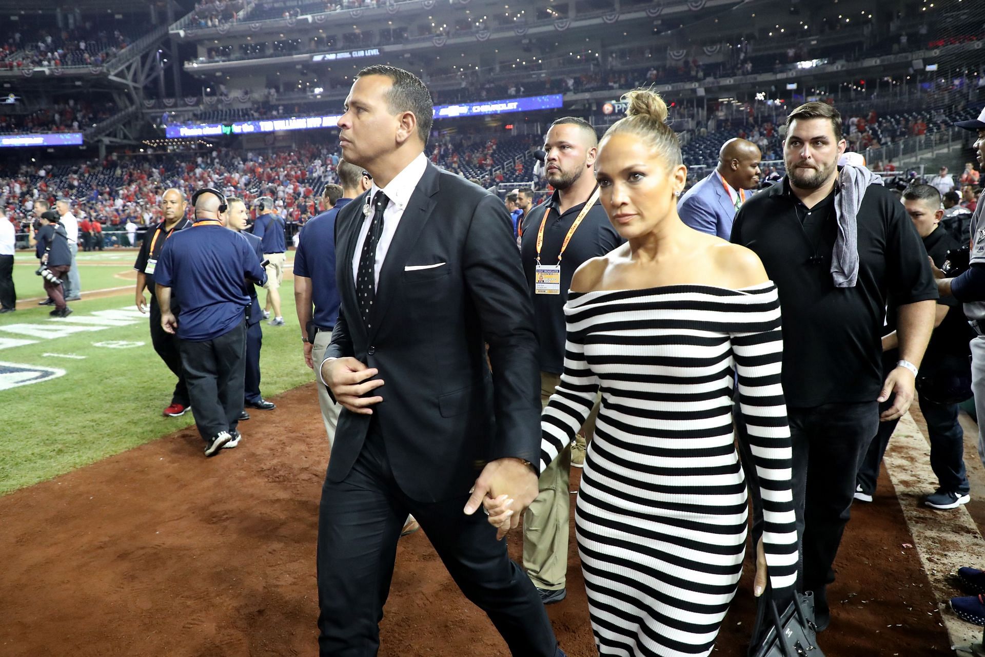 Jennifer Lopez and ex-fianc&eacute; Alex Rodriguez narrowly missed out on buying the New York Mets from billionaire Steve Cohen