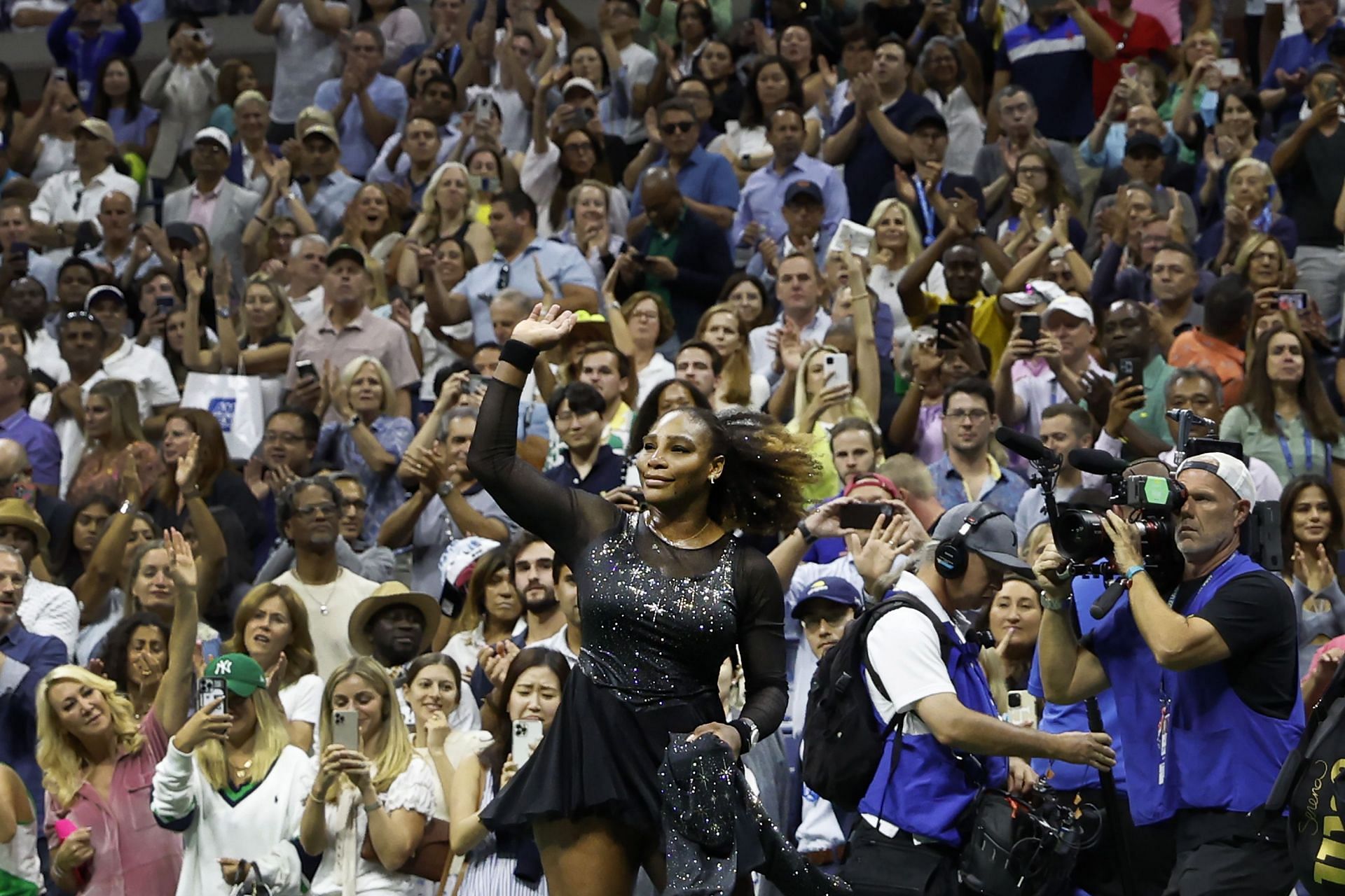 Several NBA stars reacted to Serena Williams' finals tennis match.