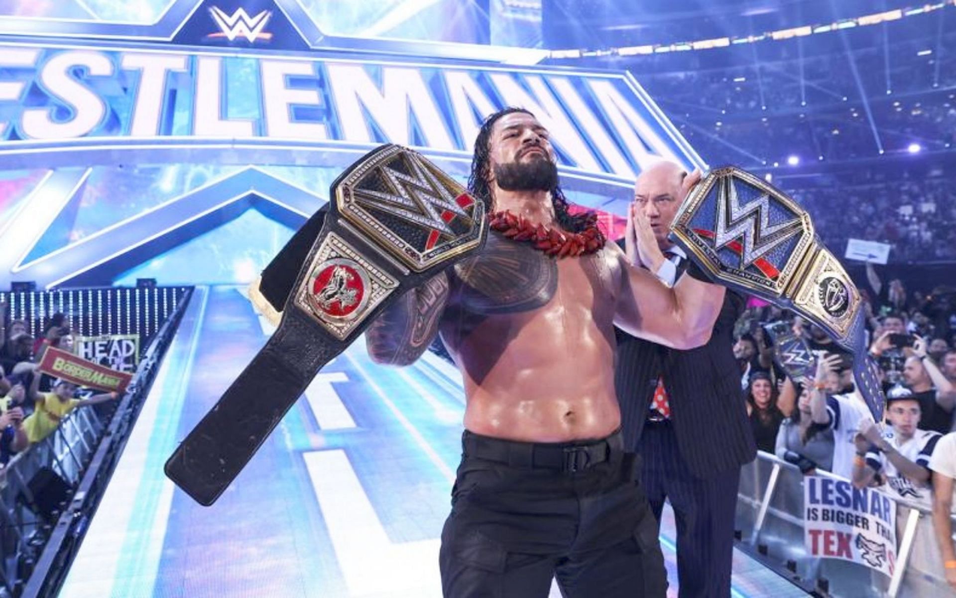 WWE सुुपस्टार और दिग्गज रोमन रेंस