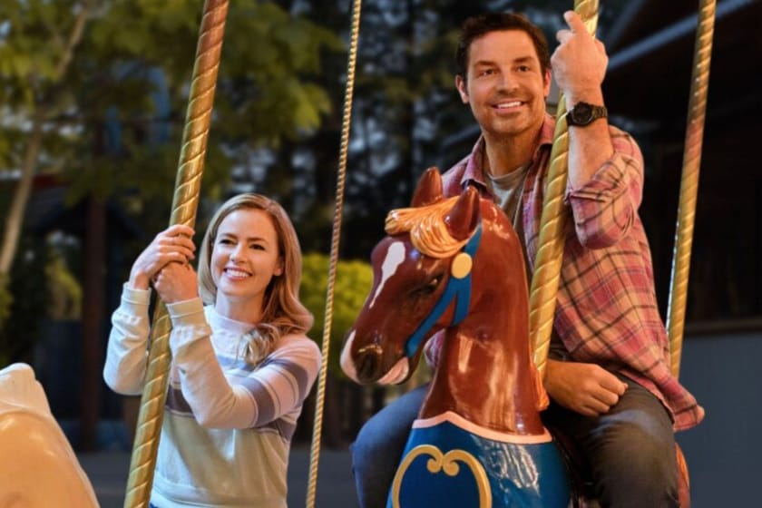 Marry Go Round full cast list Amanda Schull, Brennan Elliott and