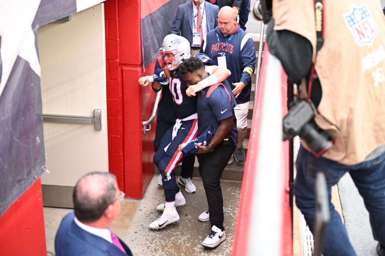 Mac Jones injury update Patriots fear ligament or tendon damage to QB