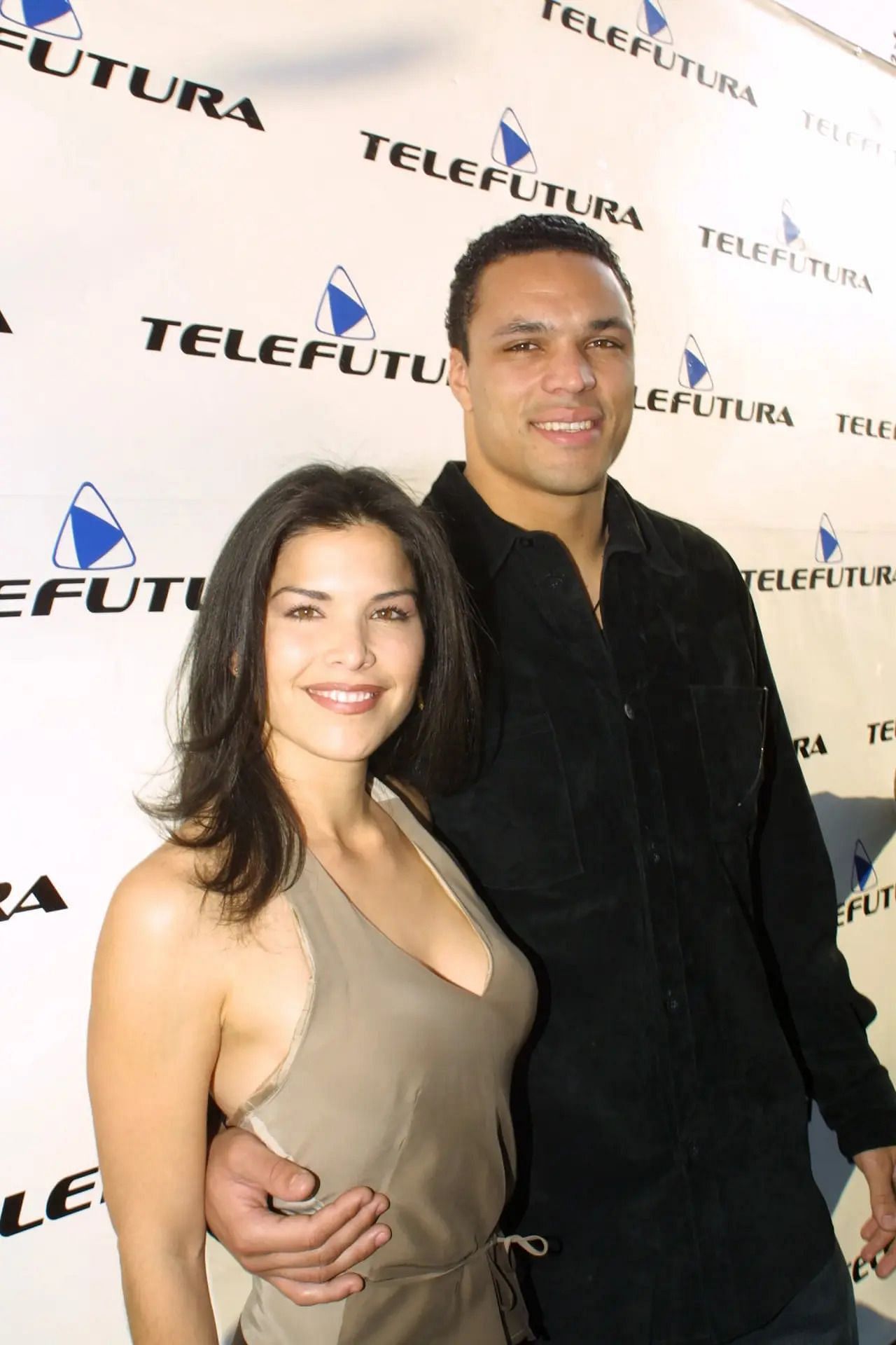 Lauren Sanchez alongside her ex-husband Tony Gonzales back in 2002 (Image courtesy - Page Six)