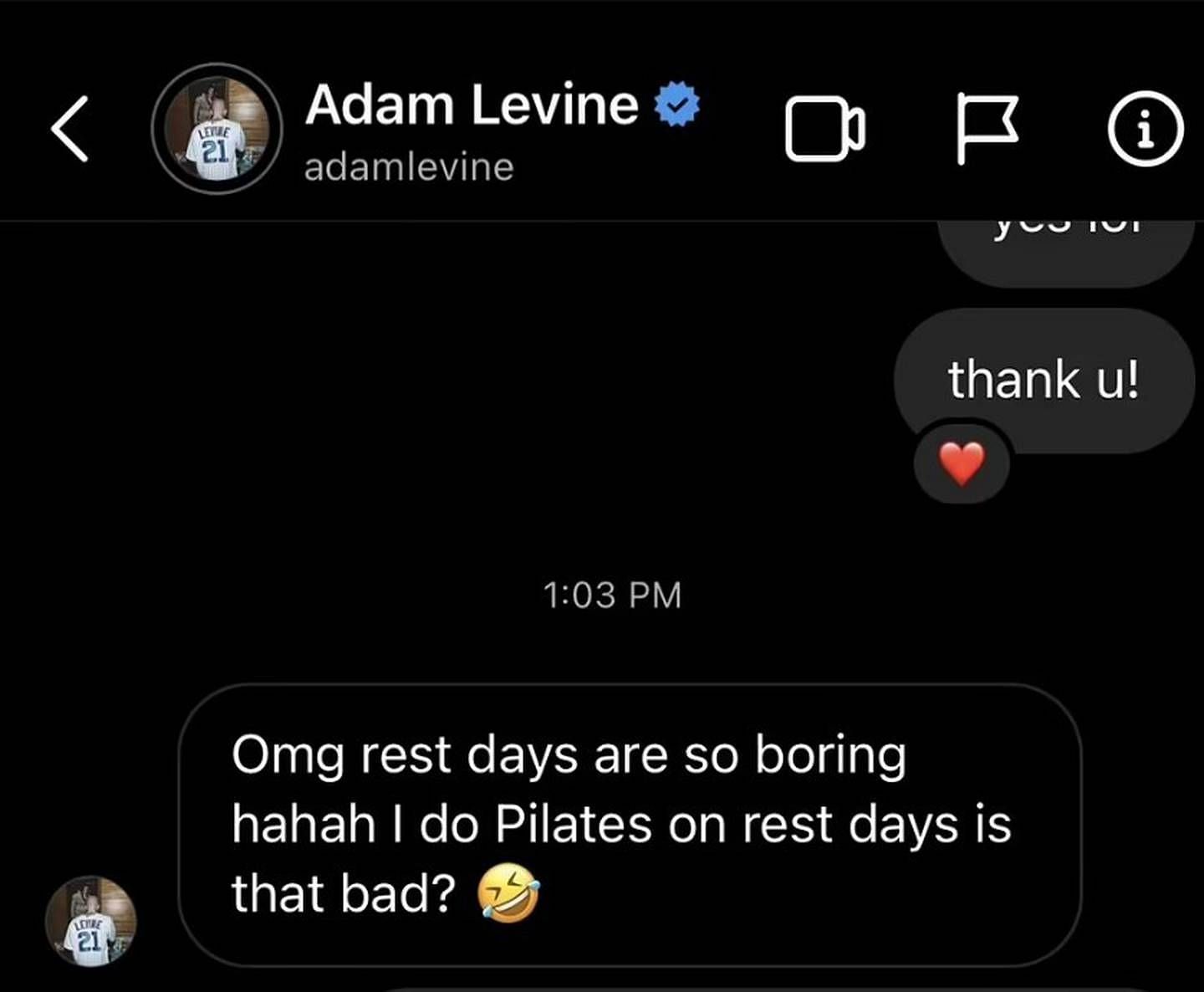 Adam Levine and Ashley Russell interact on Instagram (Image via ashleysfit_/Instagram)
