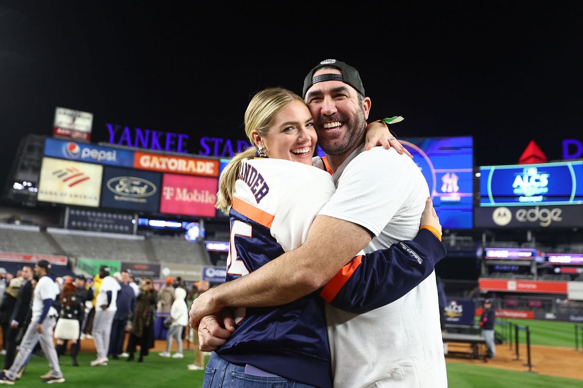 Astros Flamethrower Justin Verlanders Wife Kate Upton Once Defied Gravity And Stole The Show 7878