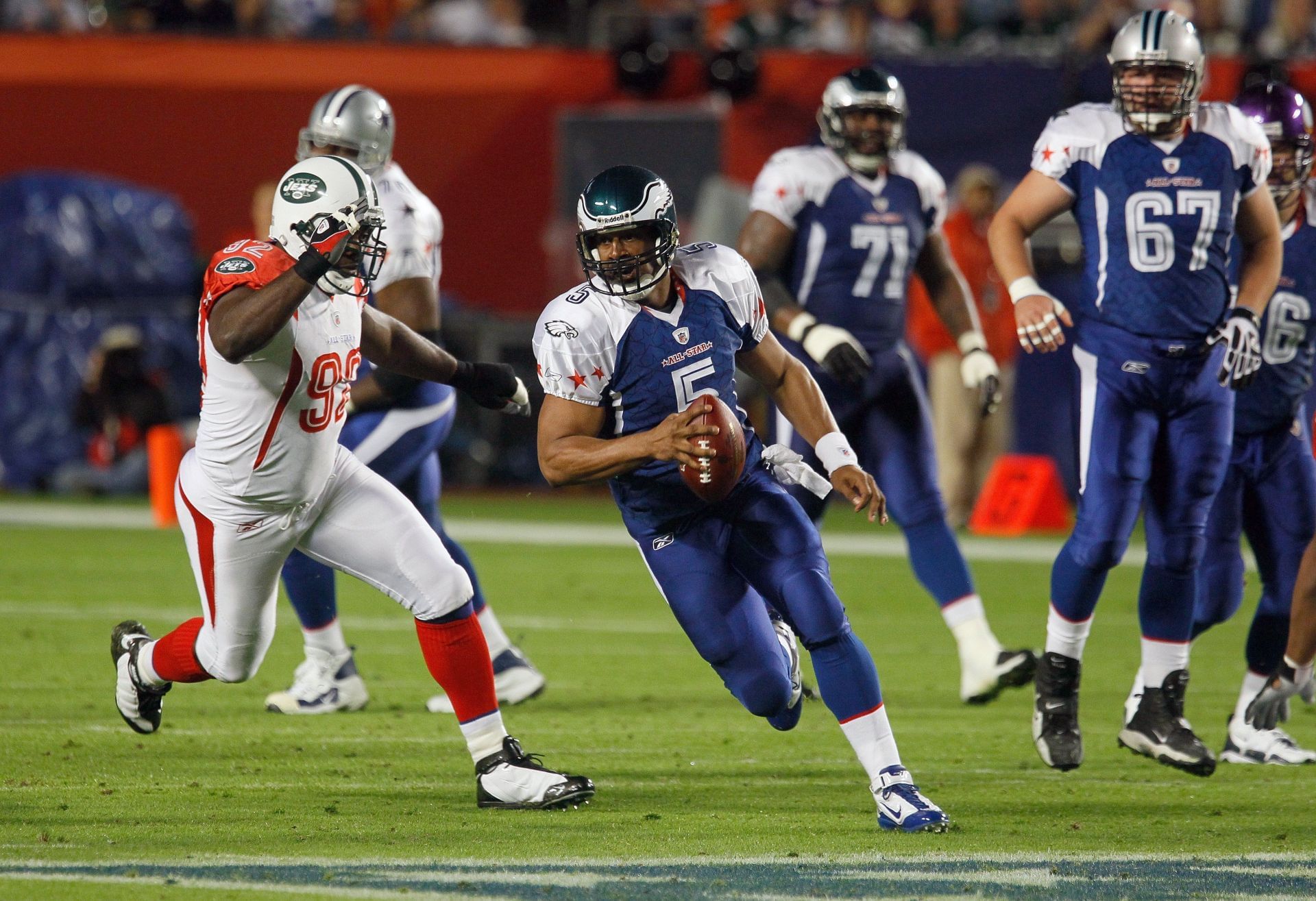3 NFL who played through injury and suffered the consequences feat. Donovan McNabb