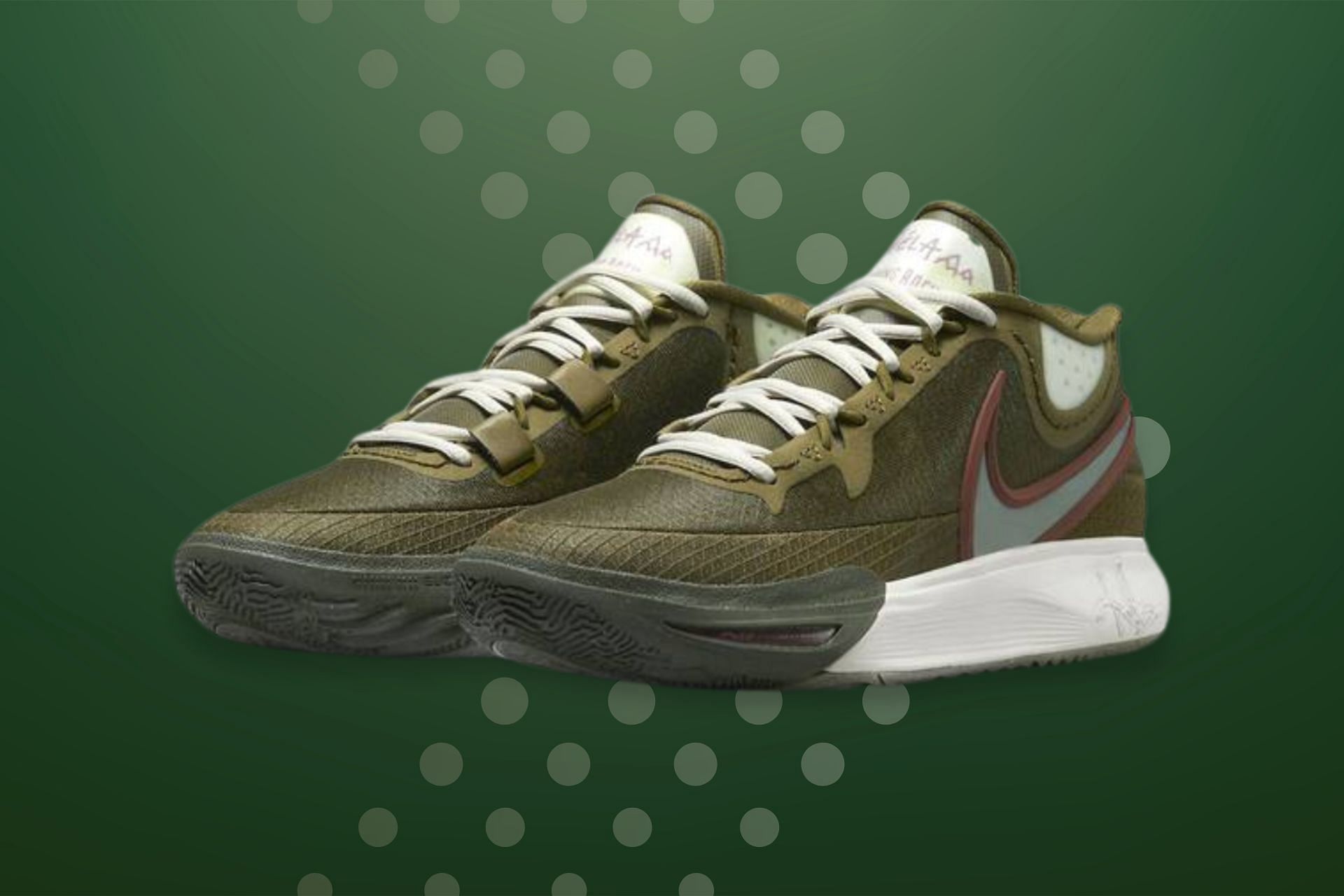 Nike Kyrie 8 N7 shoes (Image via Nike)