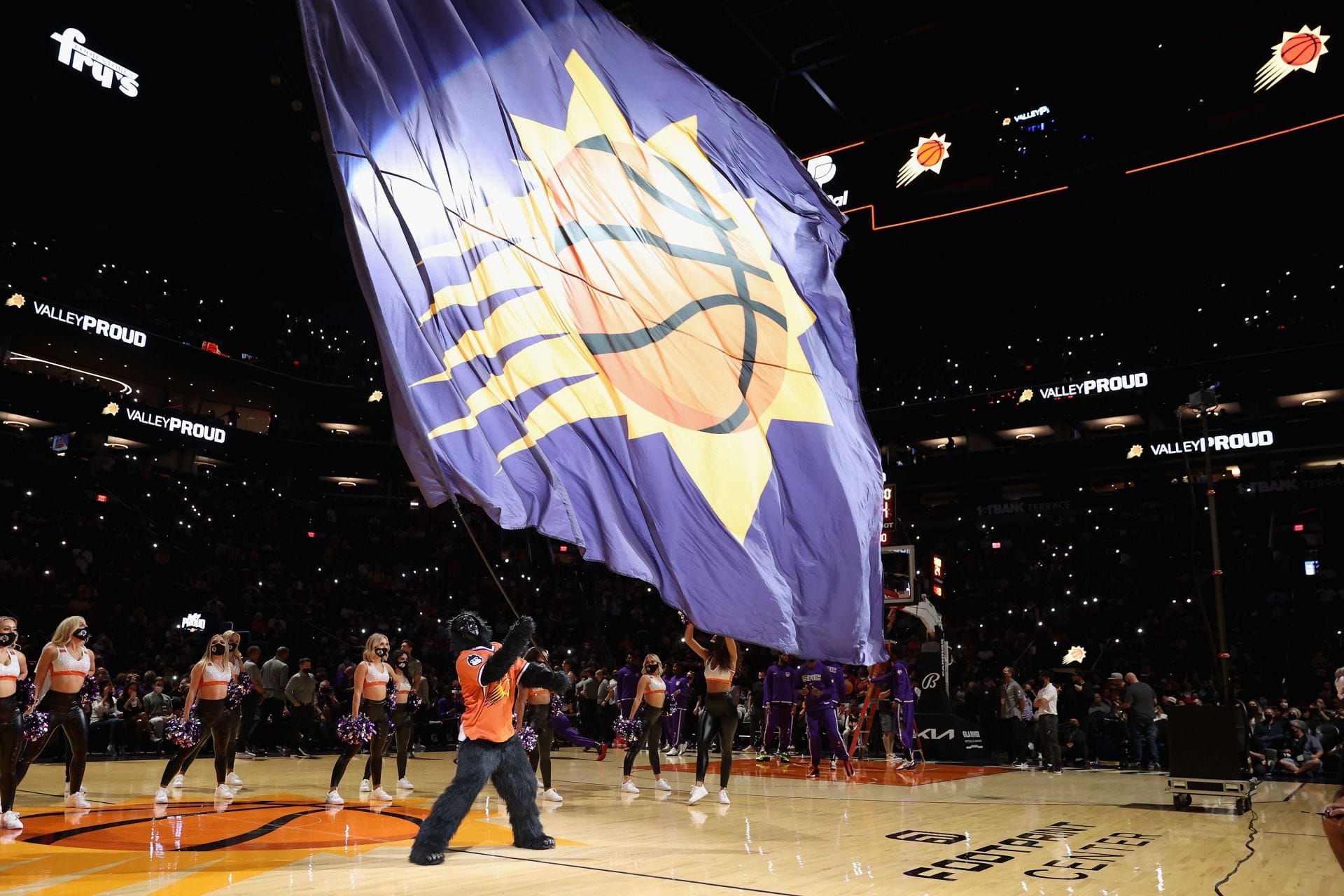 cb34 godzilla phoenix suns