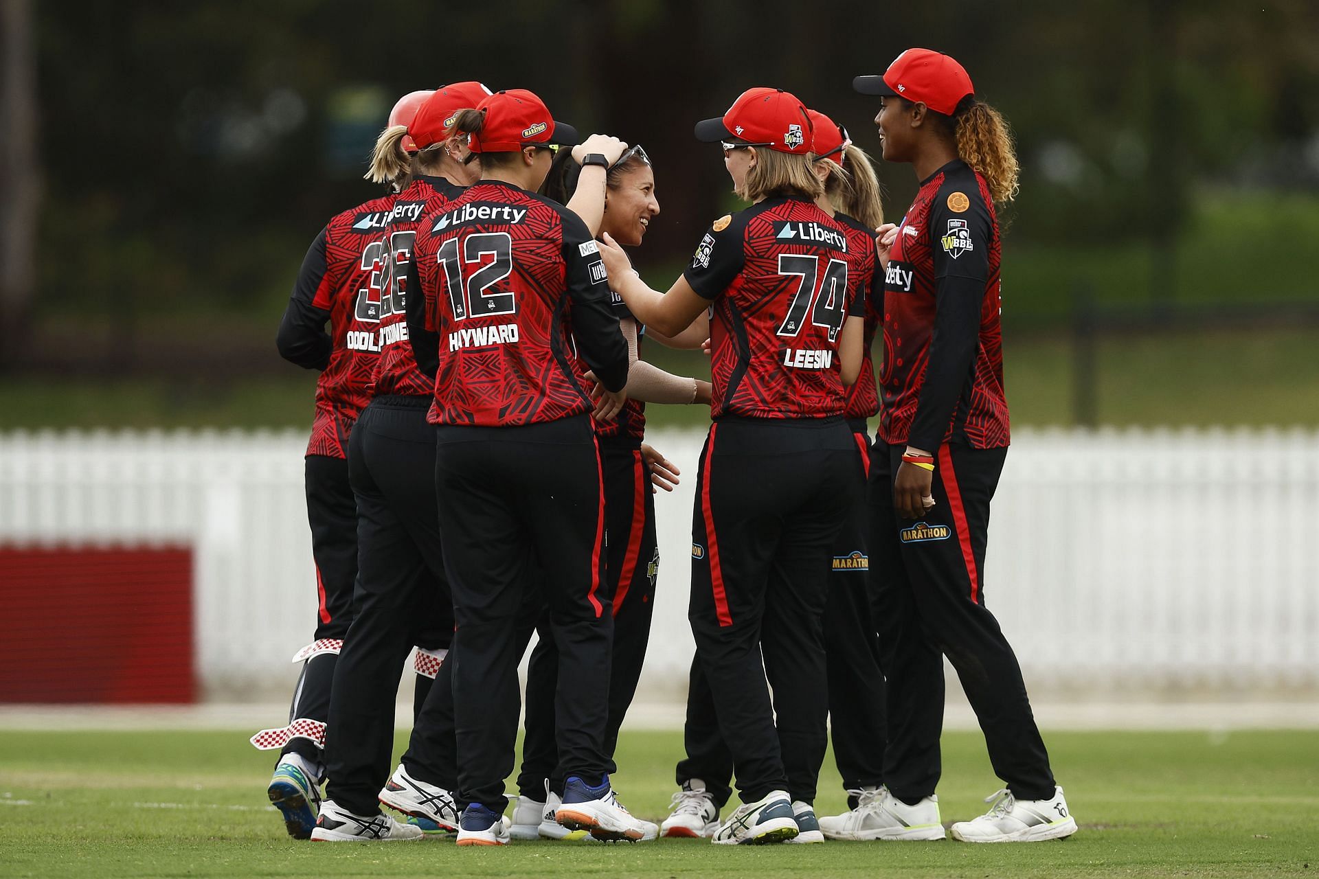 Sydney Thunder Women vs Melbourne Renegades Women