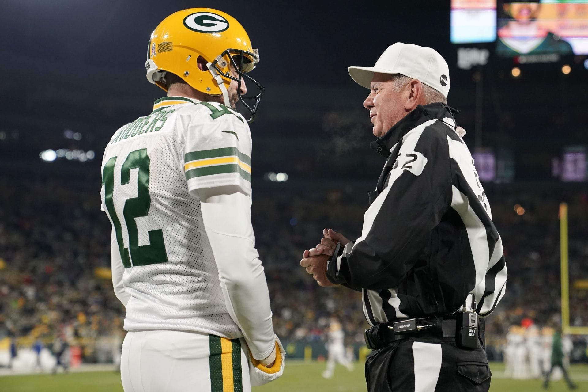 How much does an NFL referee make?