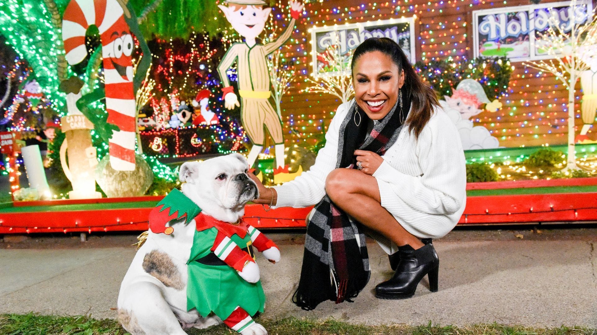 Who is Taniya Nayak from The Great Christmas Light Fight? Renowned ...