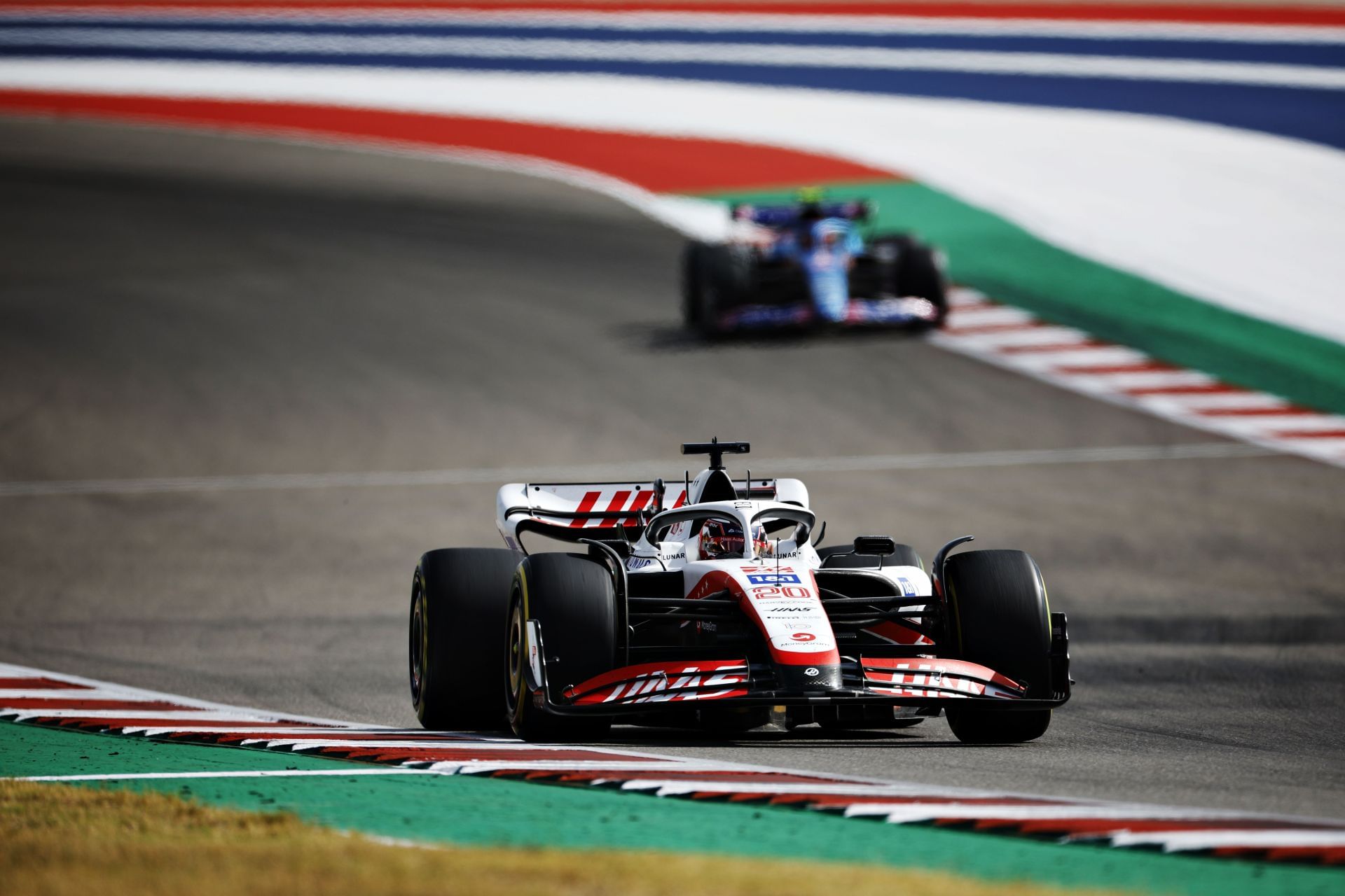 FIA to reduce usage of blackandorange warning flags in F1 after