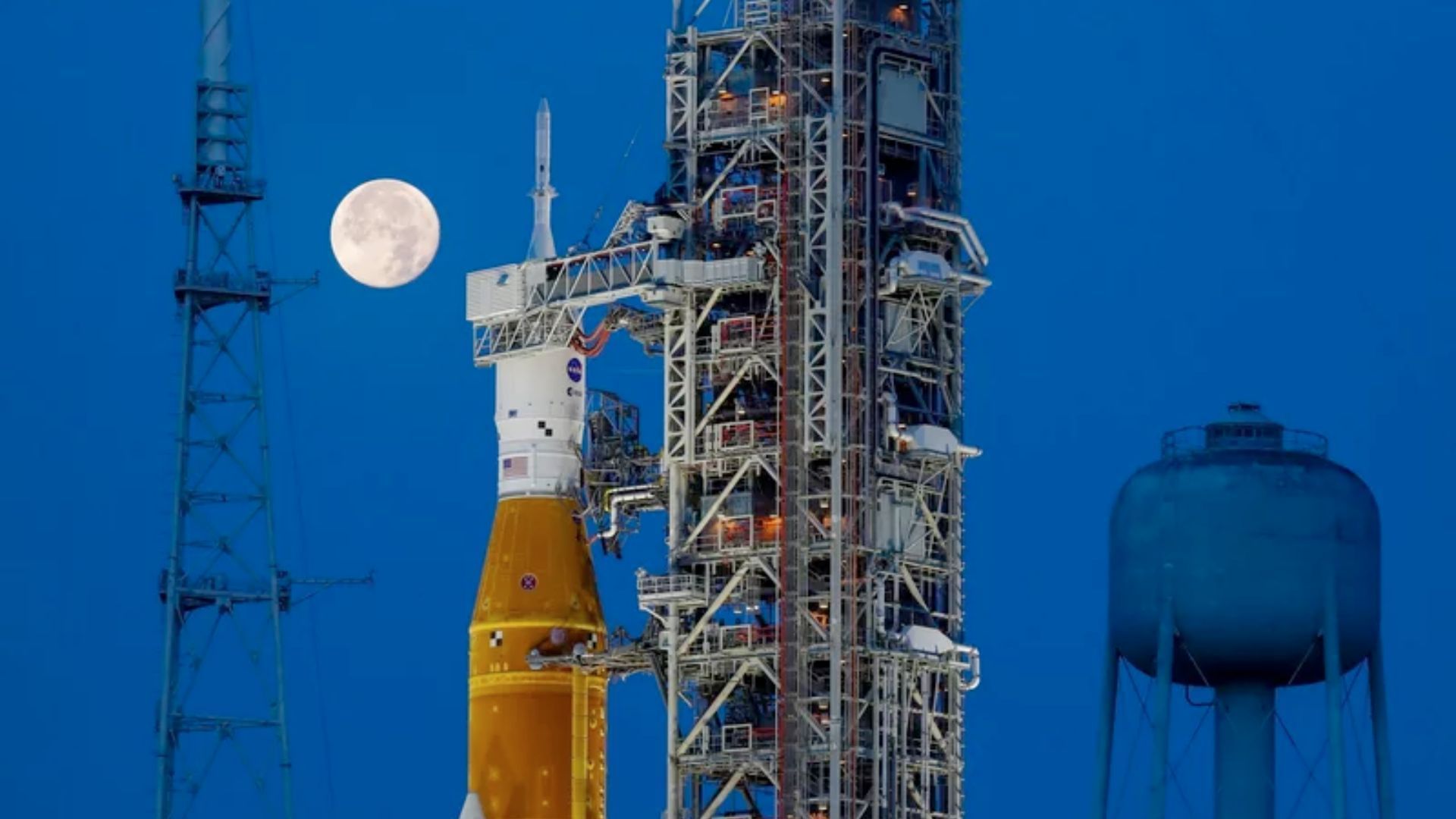 How far is the moon from Earth? NASA's Artemis rocket lifts off 50 years after Apollo
