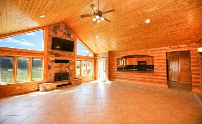 Discover the mansion of wrestler Brock Lesnar in Minnesota.