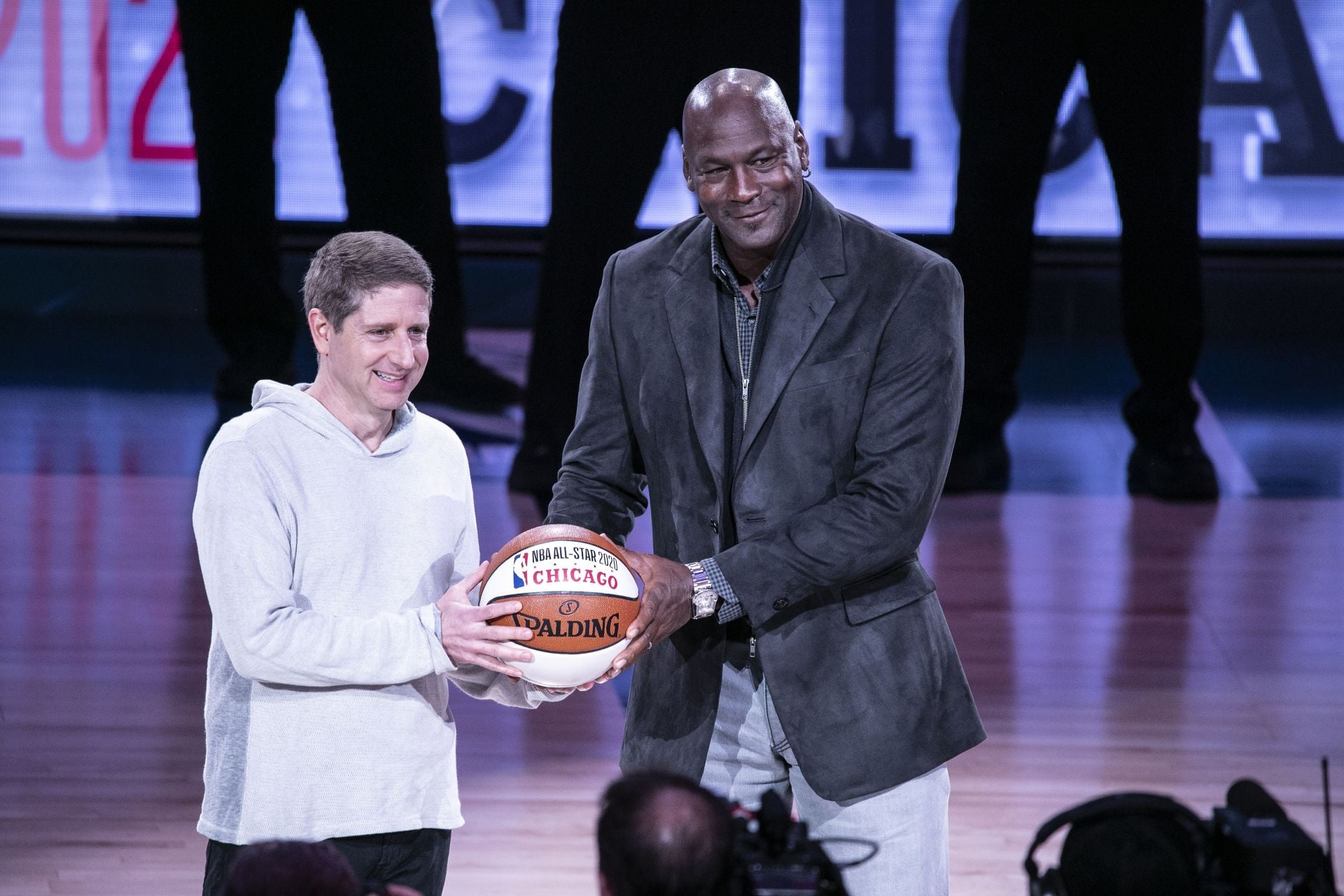 Ranking top 5 most valuable Michael Jordan rookie cards - Vimarsana News