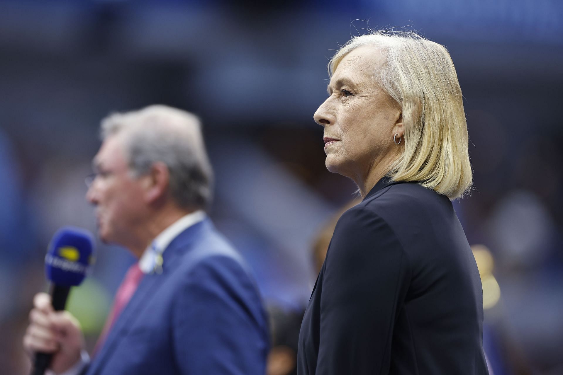 Martina Navratilova regarde après le match final du simple féminin entre Iga Swiatek et Ons Jabeur à l'US Open 2022